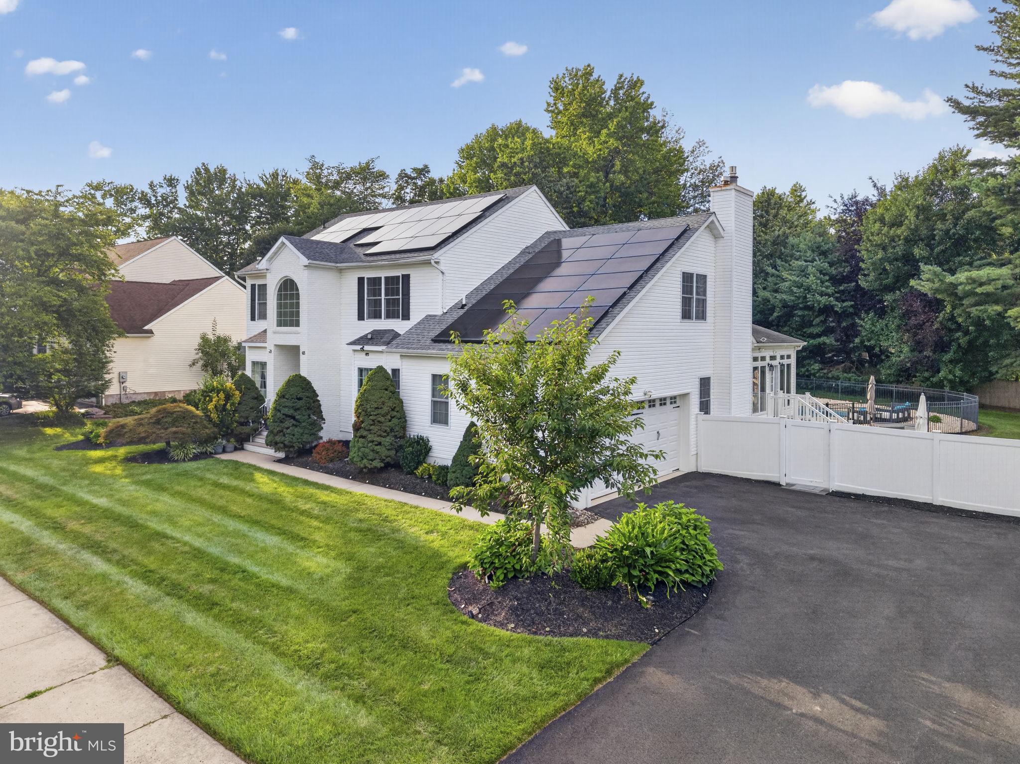 7 SARAH COURT