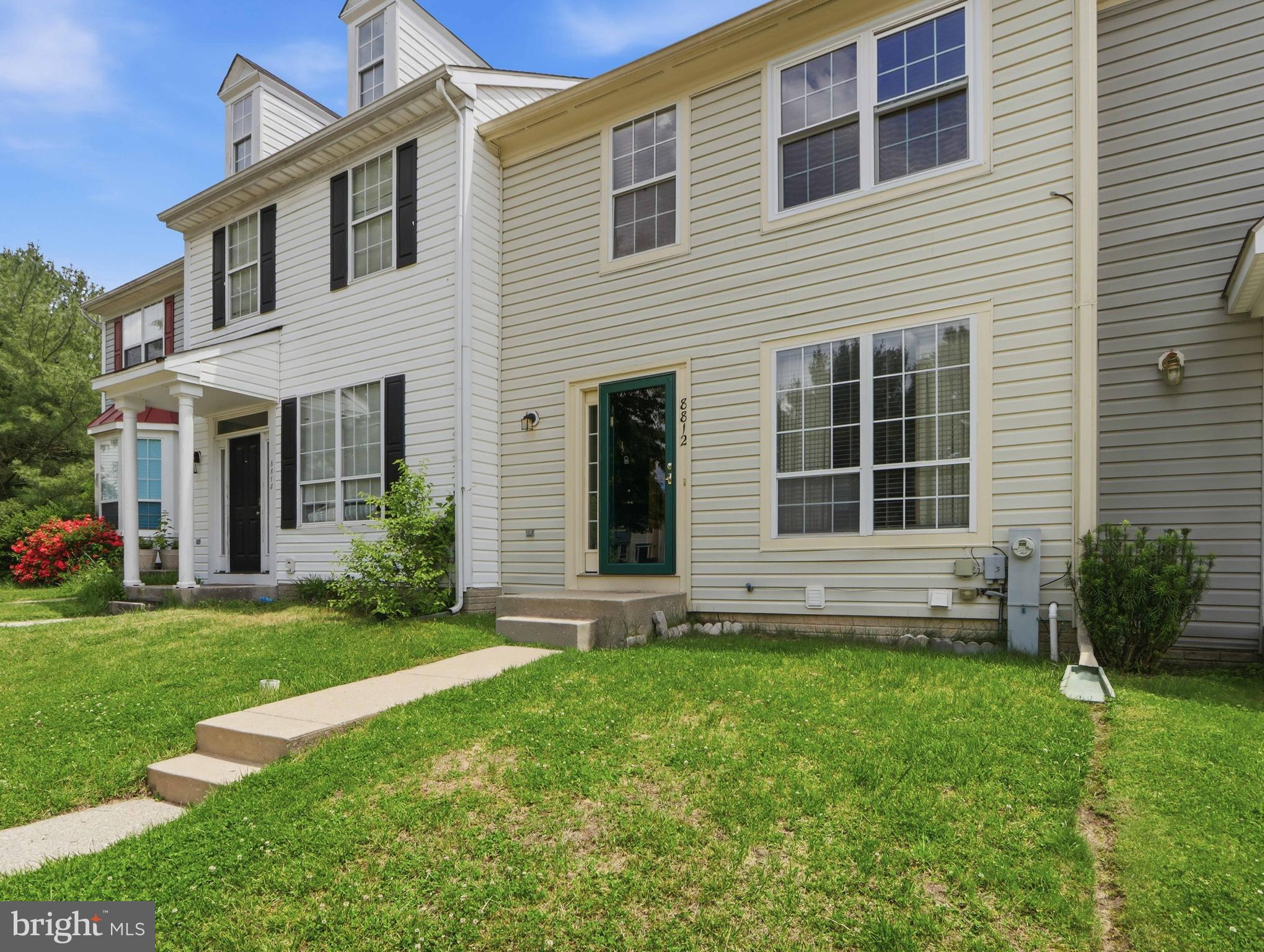 8812 FOX CIRCLE