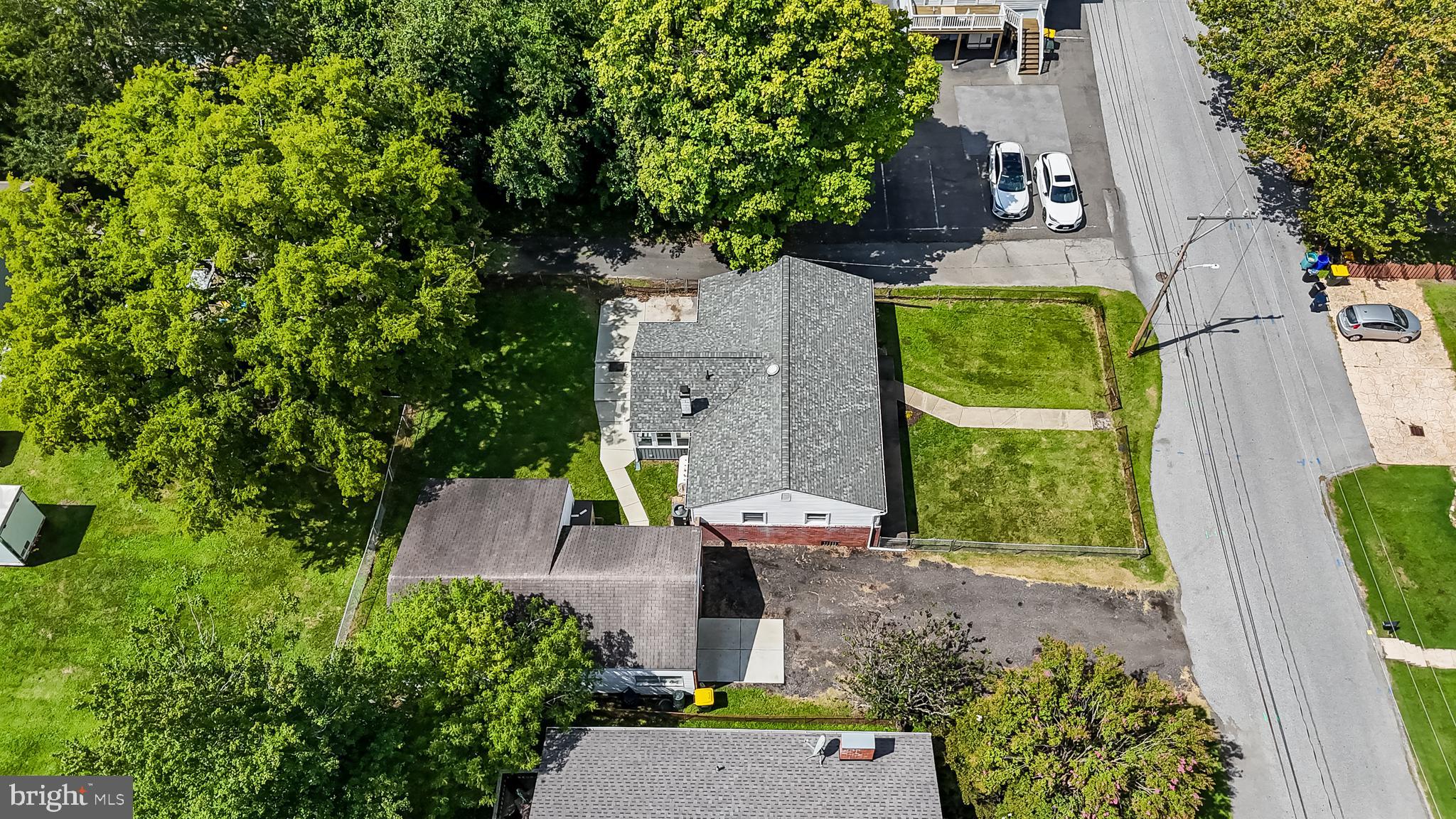 3905 17TH STREET