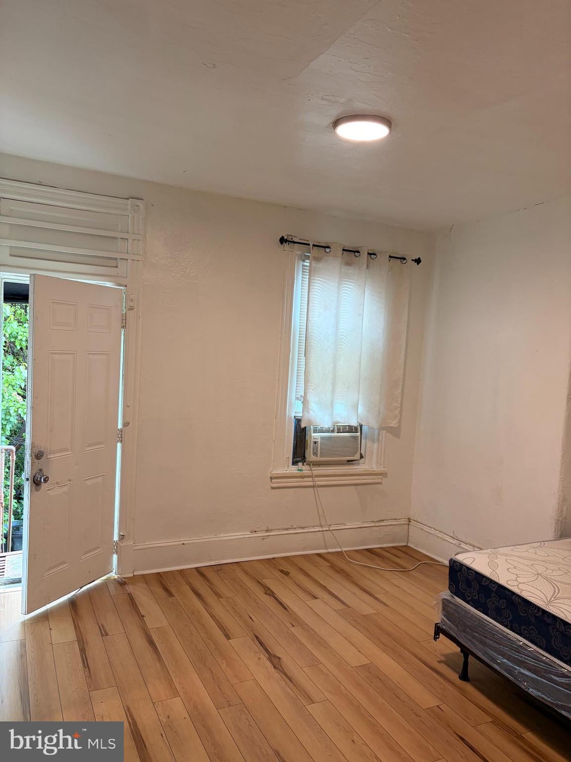 148 N 52ND STREET