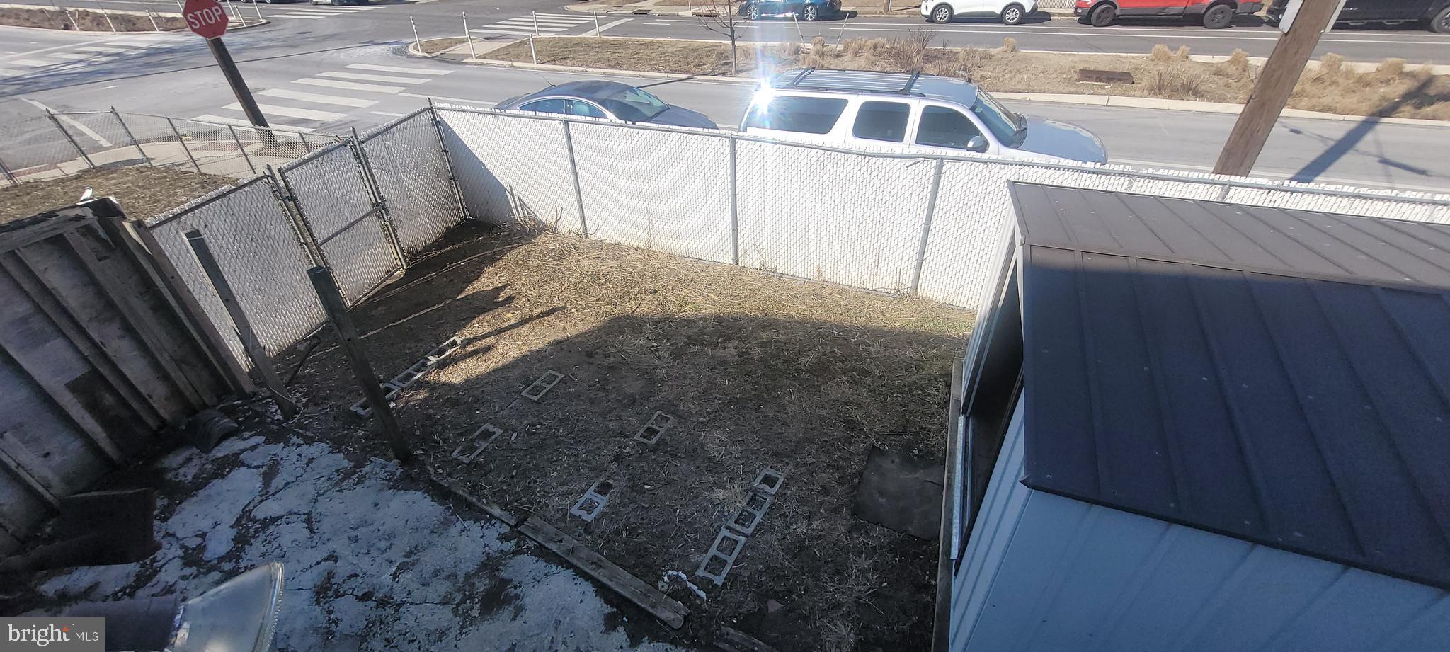 ELMWOOD PARK - Residential