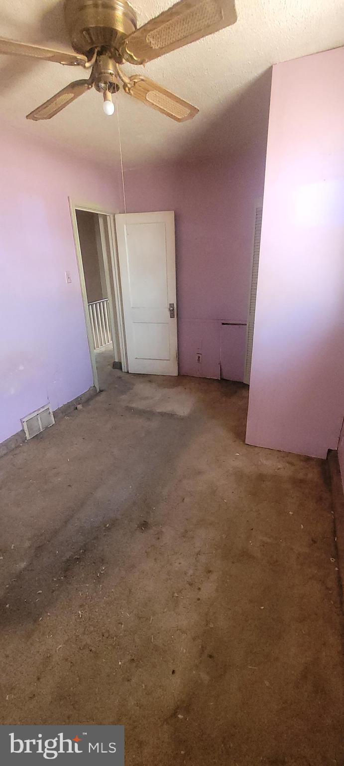 ELMWOOD PARK - Residential