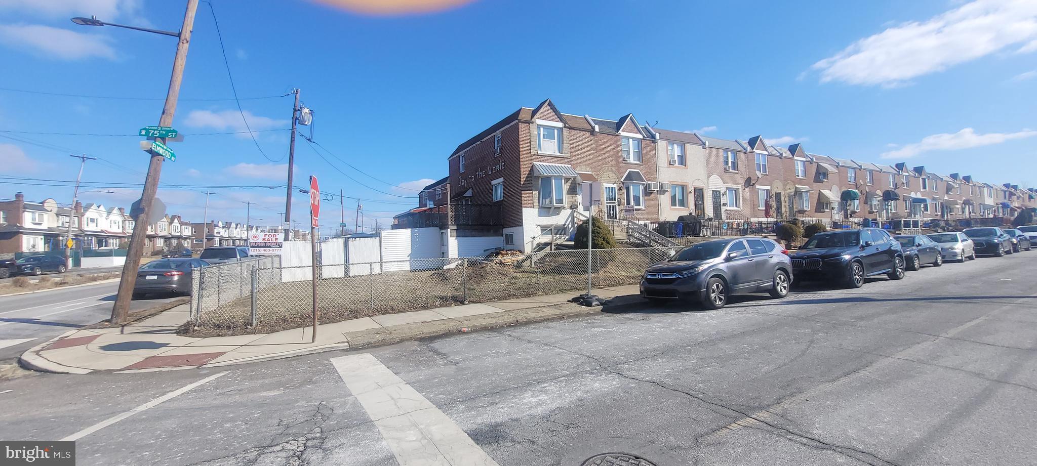 ELMWOOD PARK - Residential