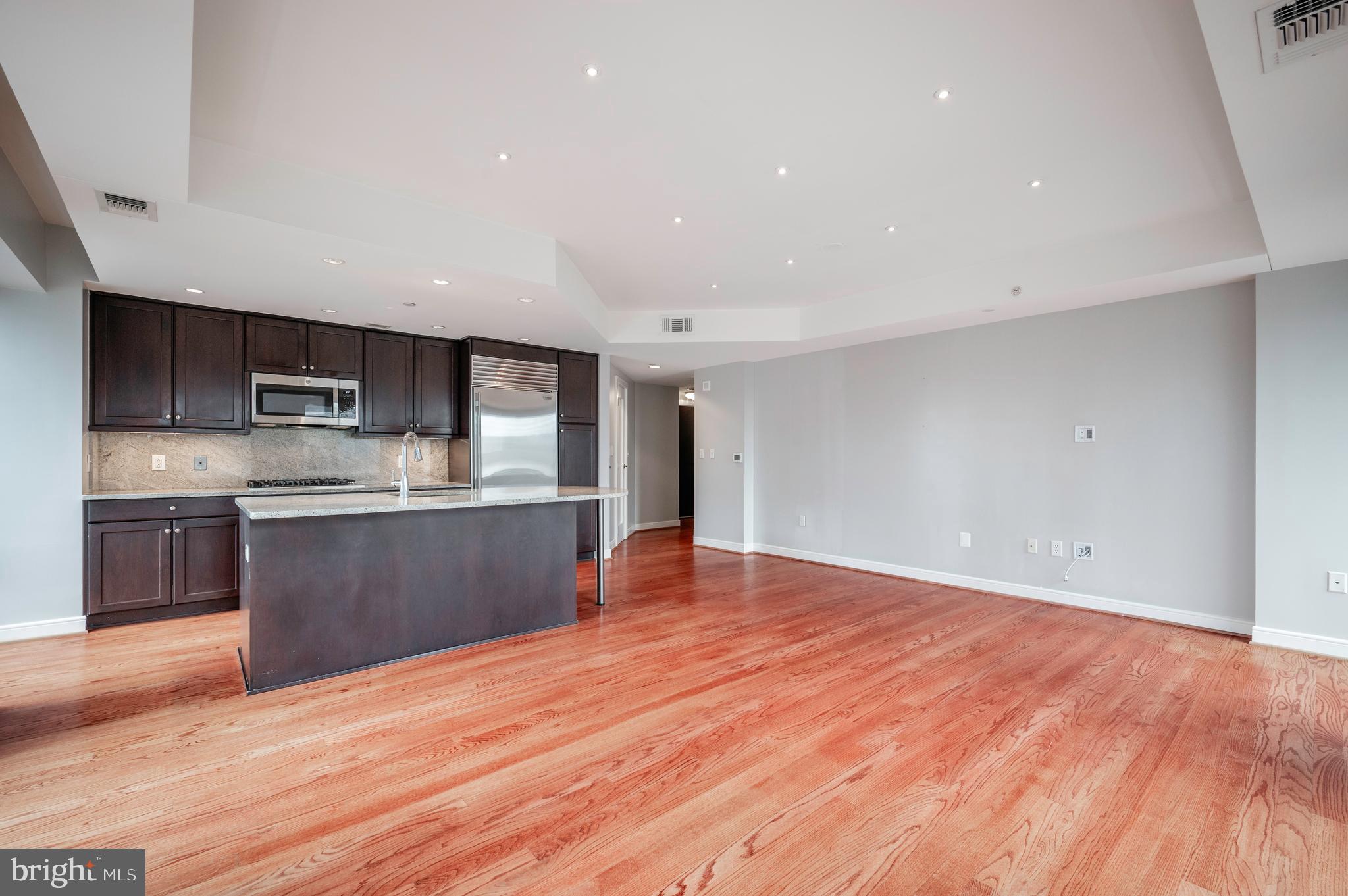 THE WATERVIEW - Residential Lease