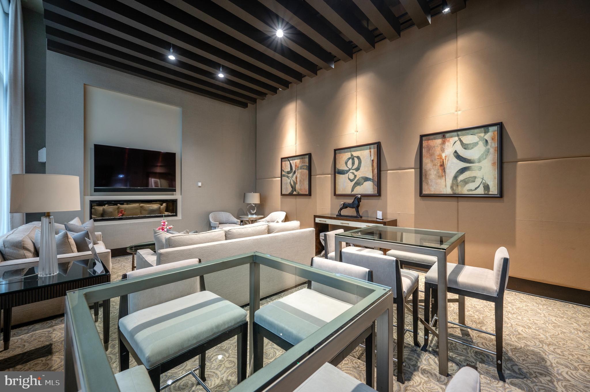 THE WATERVIEW - Residential Lease