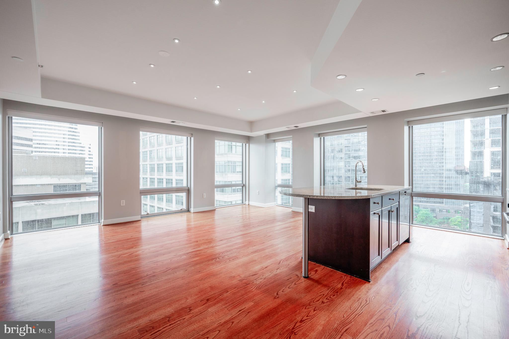 THE WATERVIEW - Residential Lease