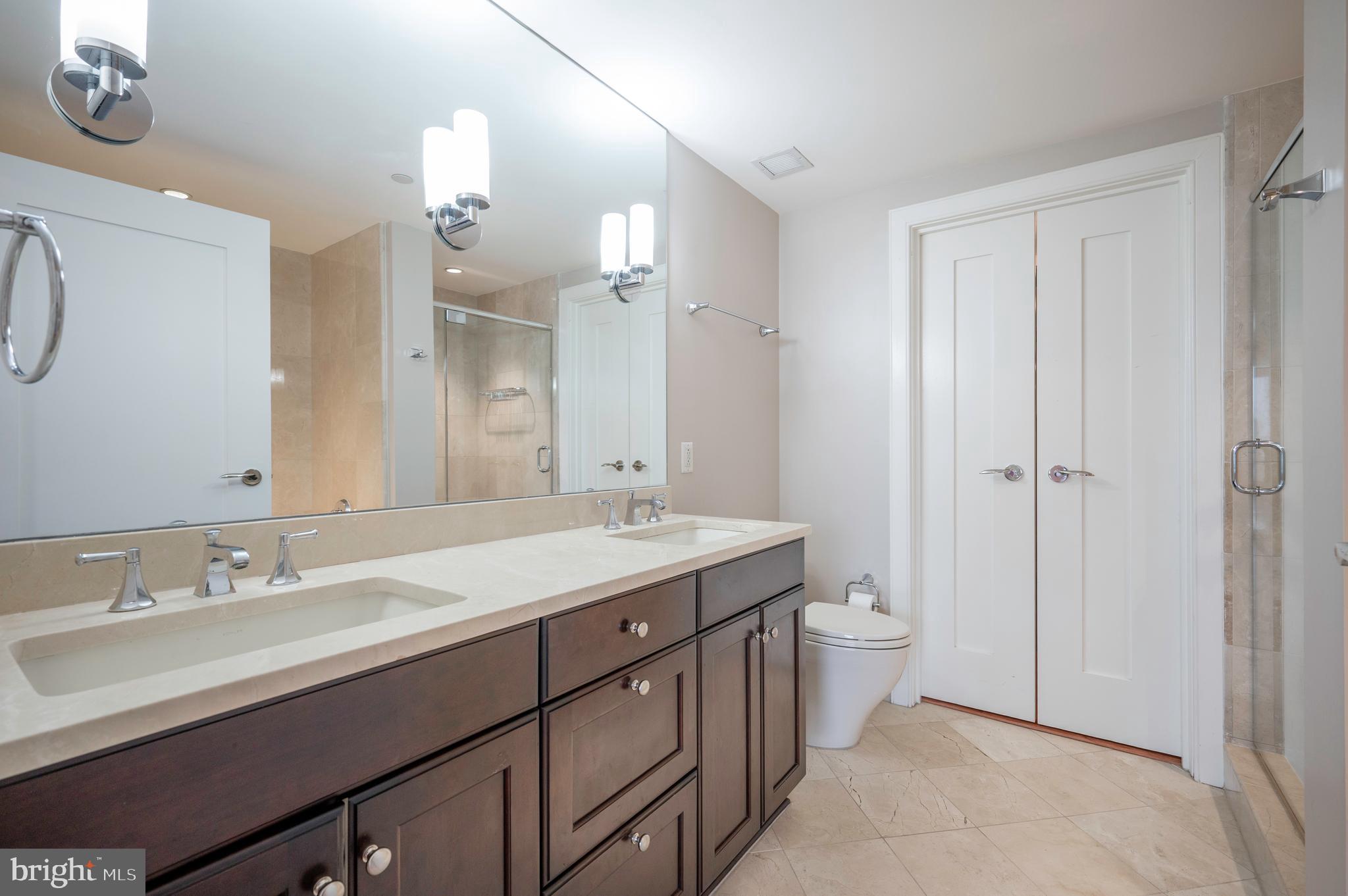 THE WATERVIEW - Residential Lease