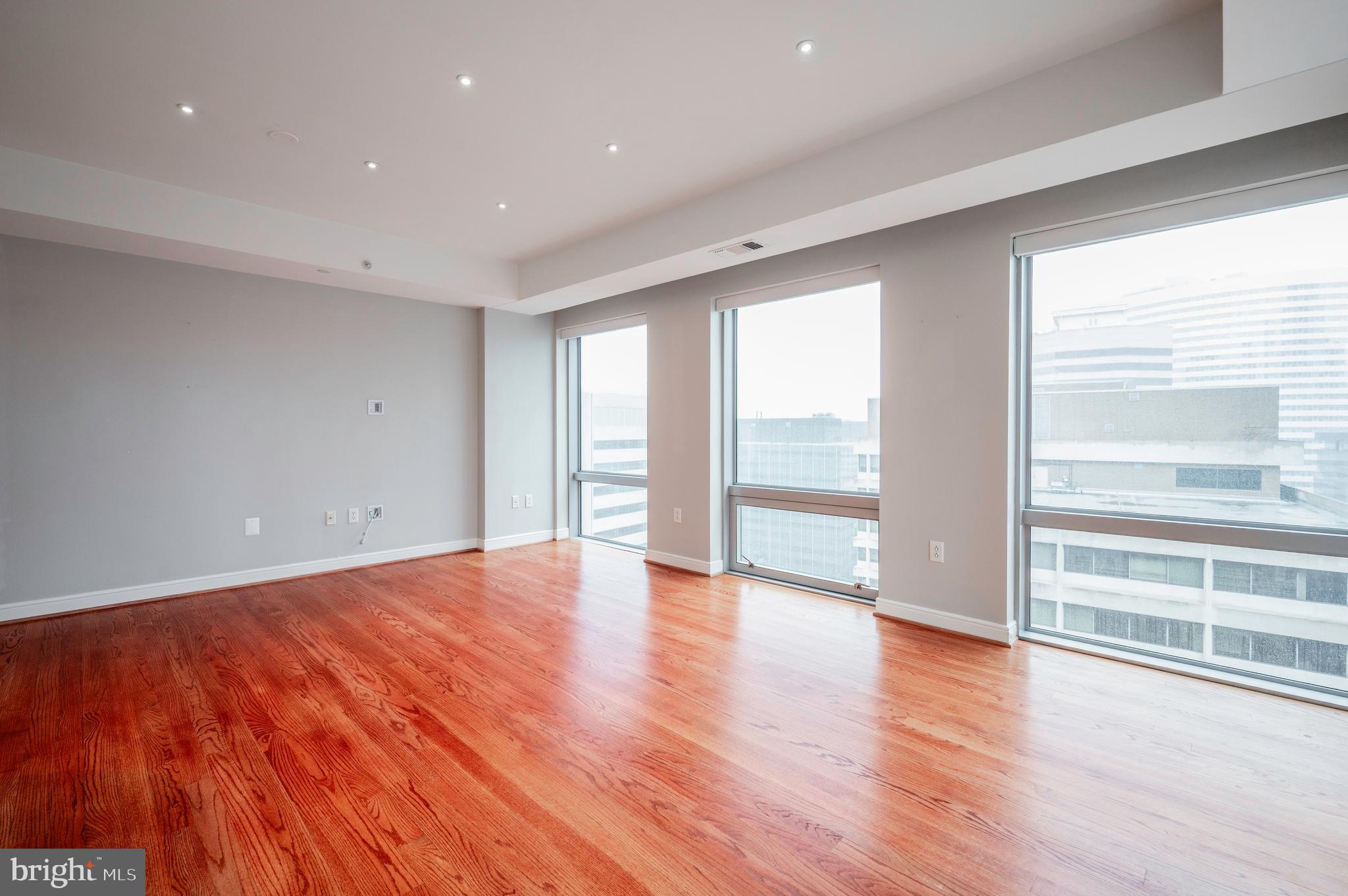 THE WATERVIEW - Residential Lease