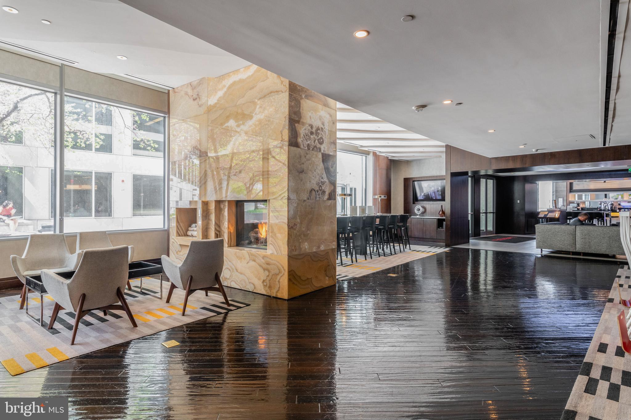 THE WATERVIEW - Residential Lease