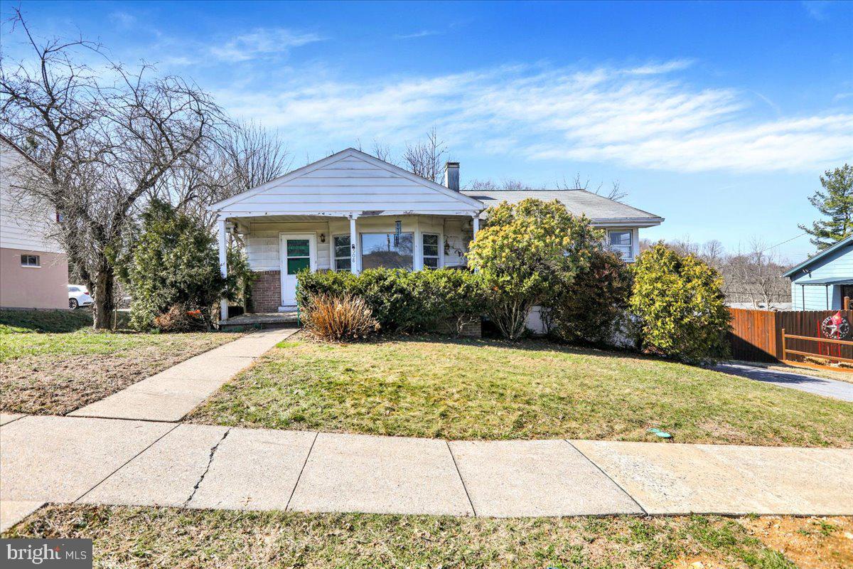 WEST HILLS - Residential