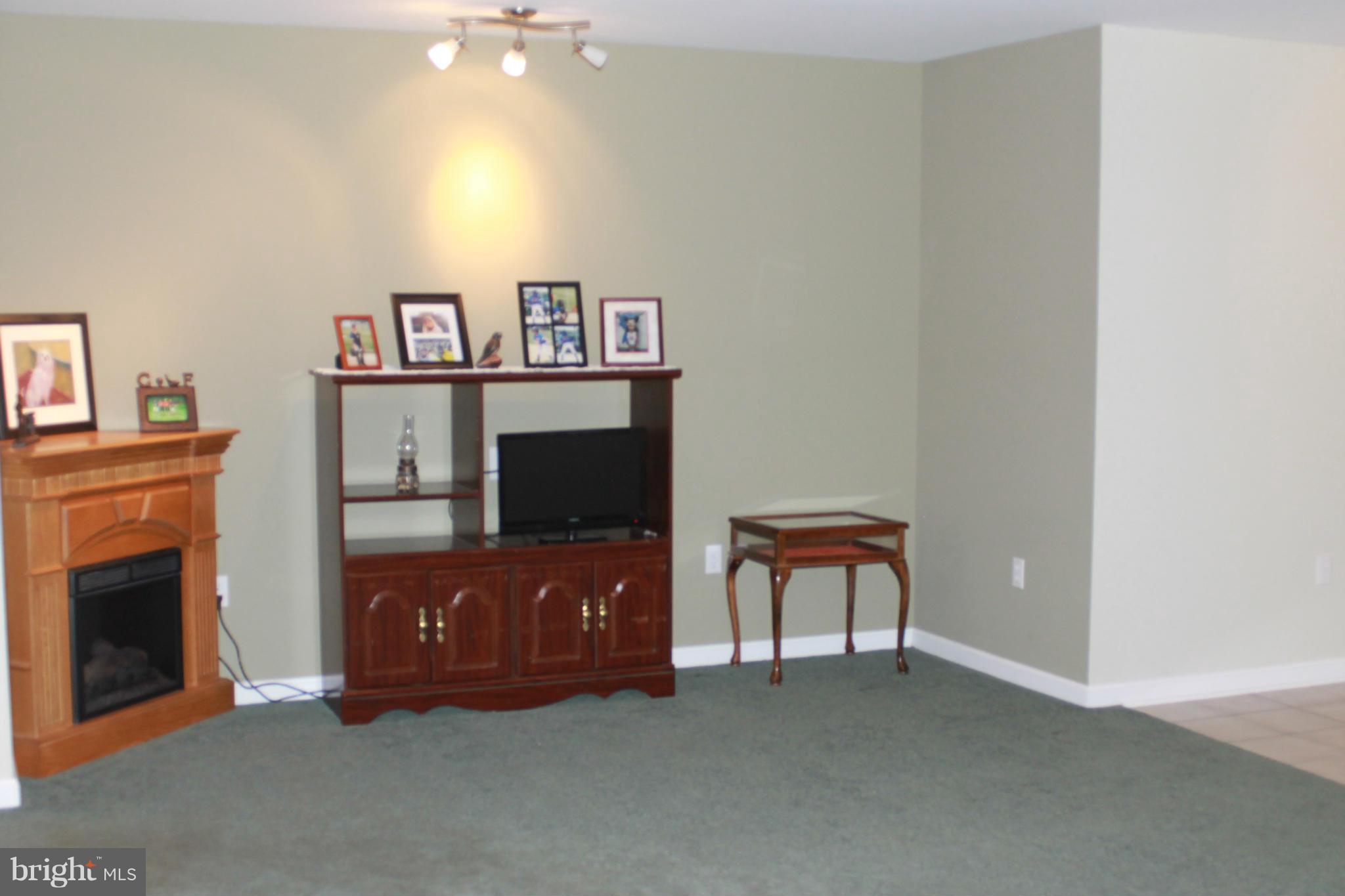 EDEN ESTATES - Residential