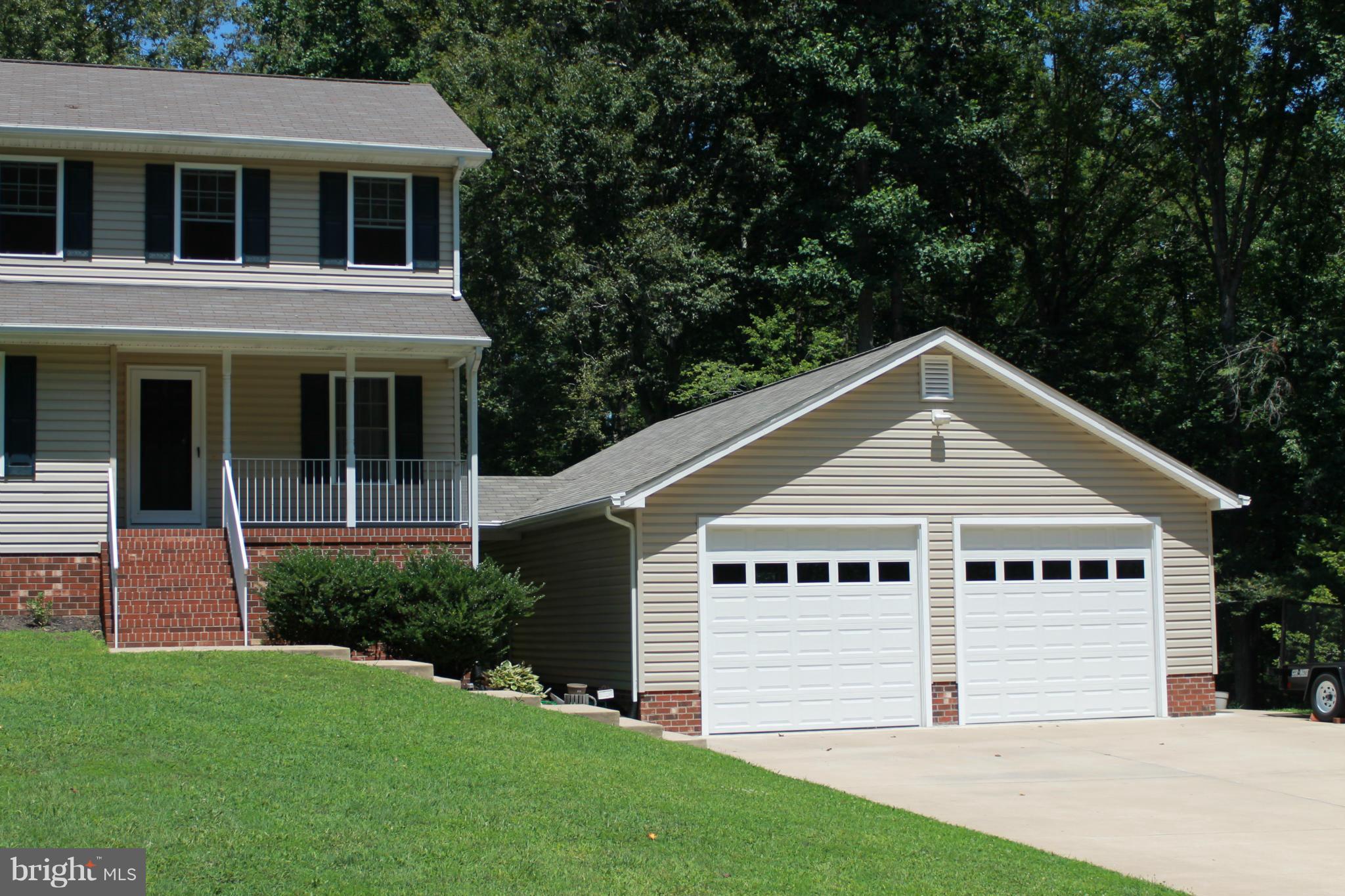 EDEN ESTATES - Residential