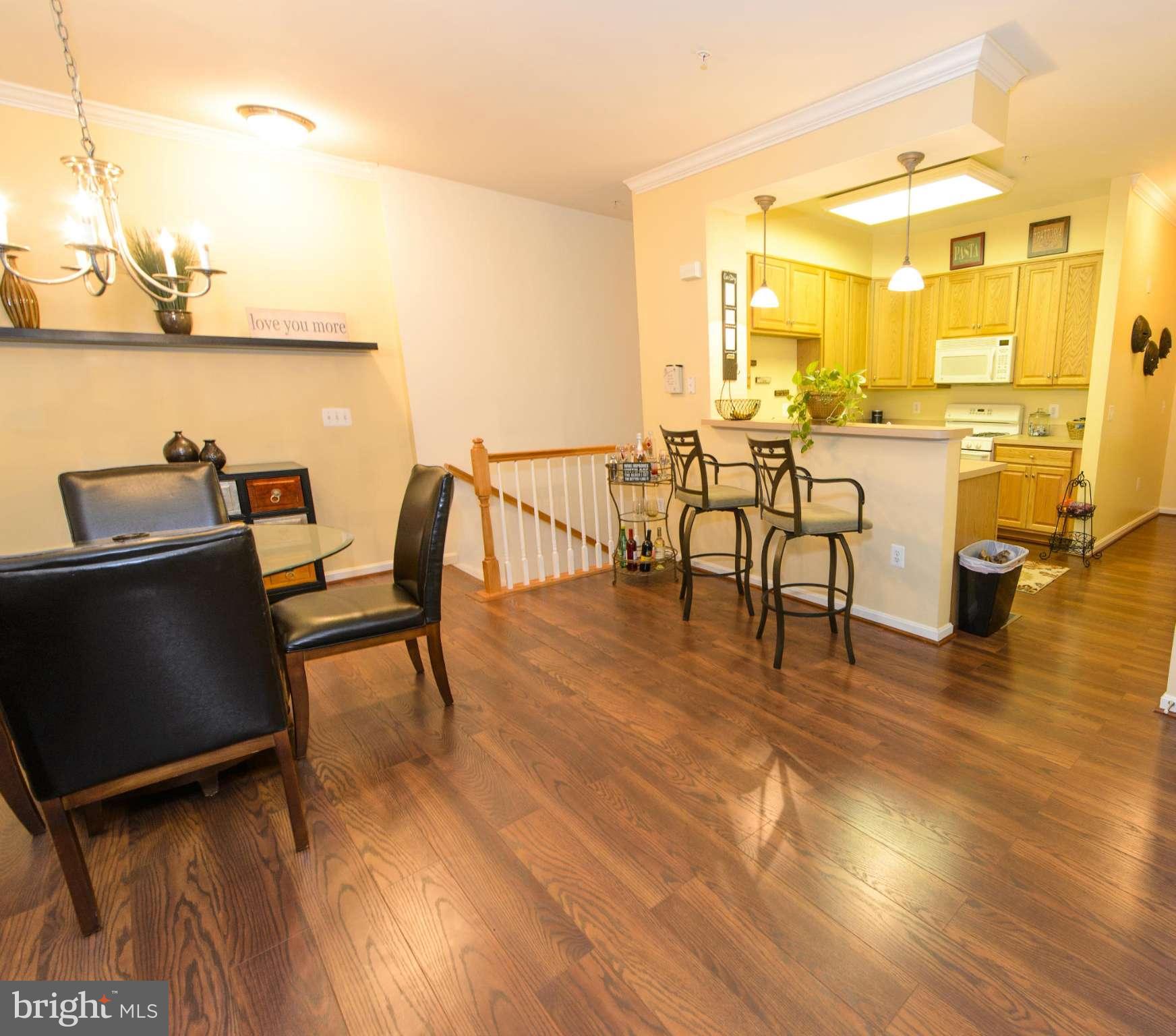 THE COMMONS ON WILLIAM SQUARE - Residential