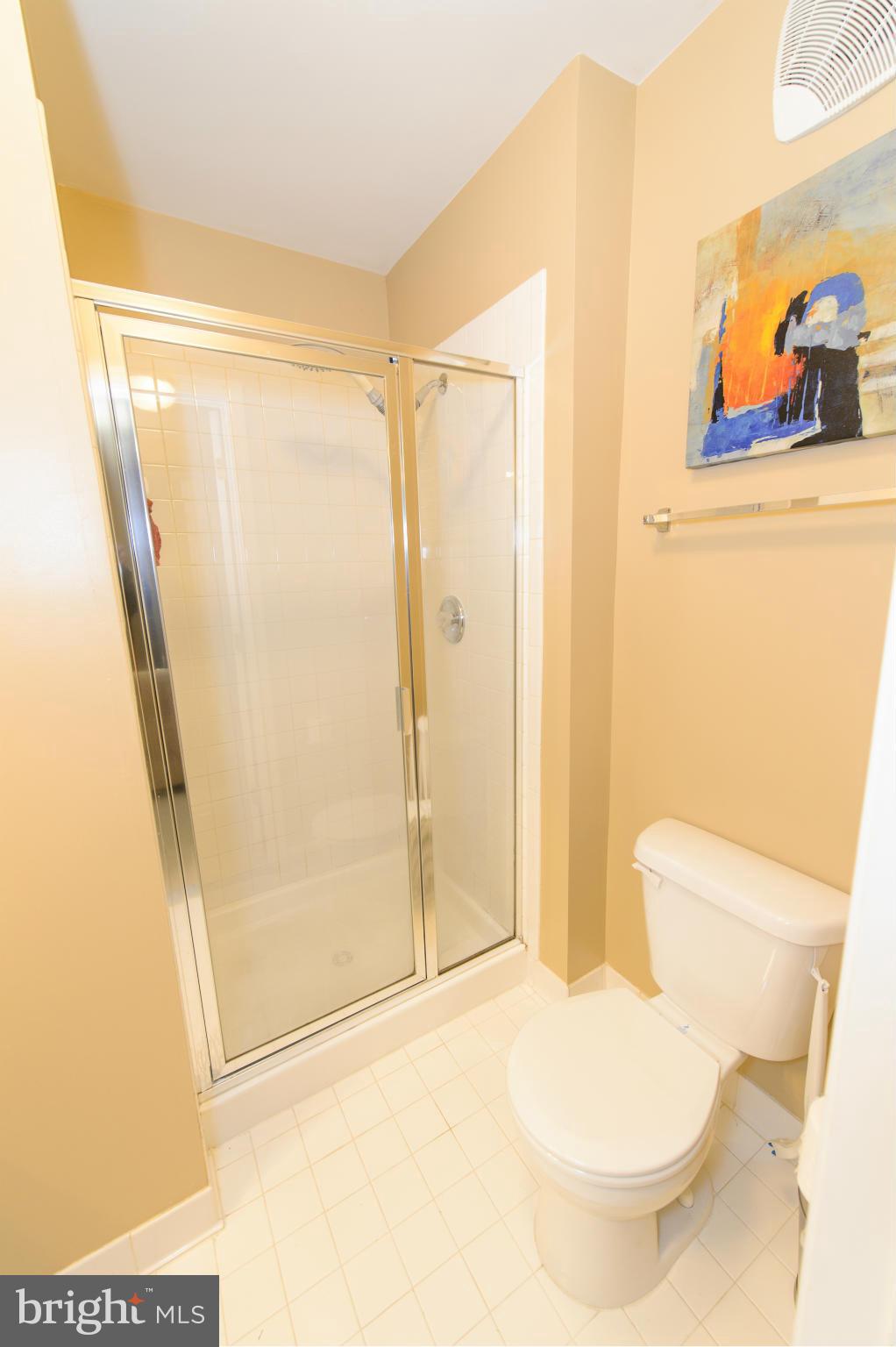 THE COMMONS ON WILLIAM SQUARE - Residential