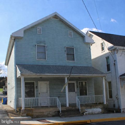 Townhouse For Rent - 32A Church Street<br/> York County, SEVEN VALLEYS, PA 17360
