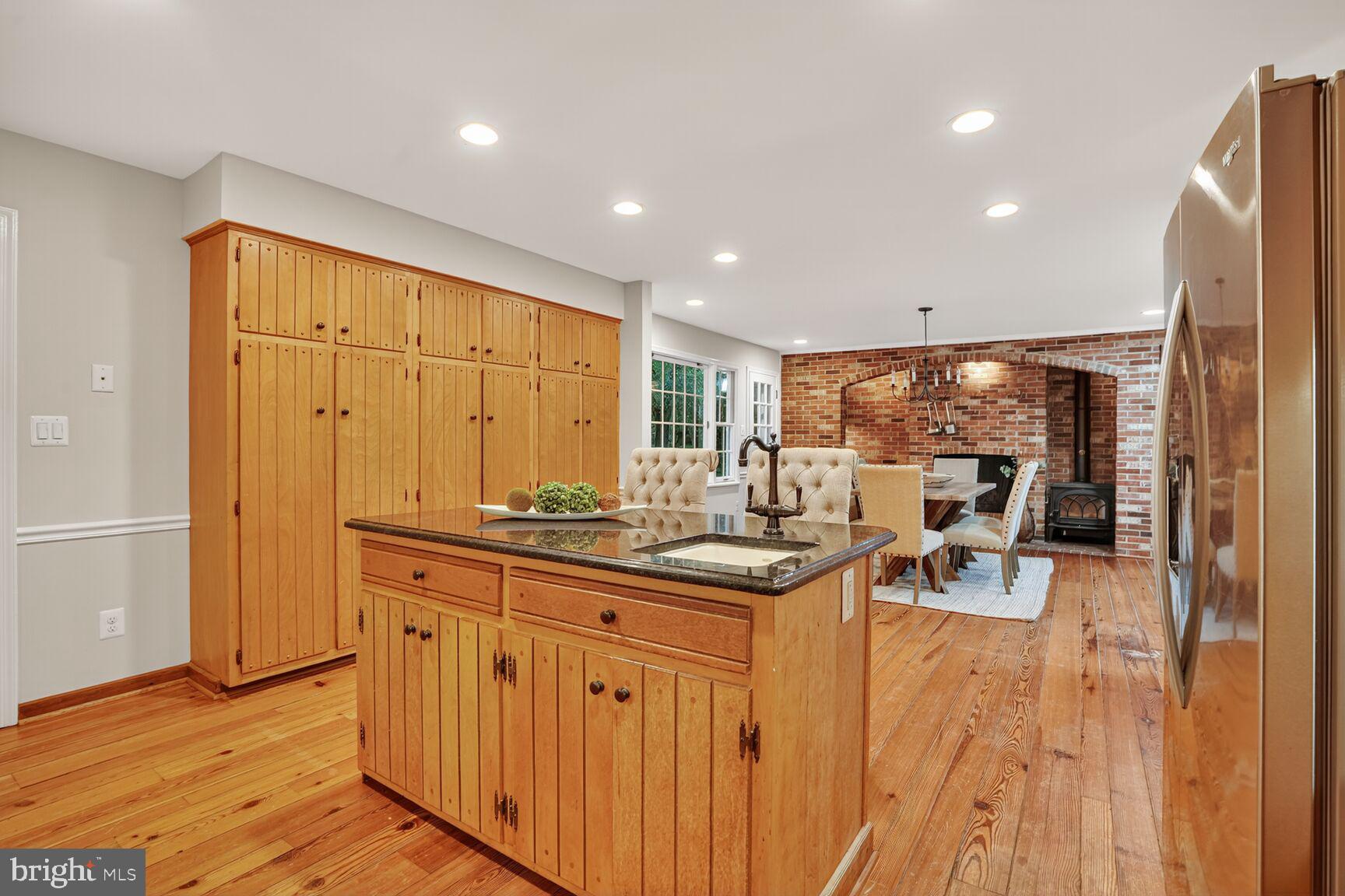 HICKORY CREEK - Residential