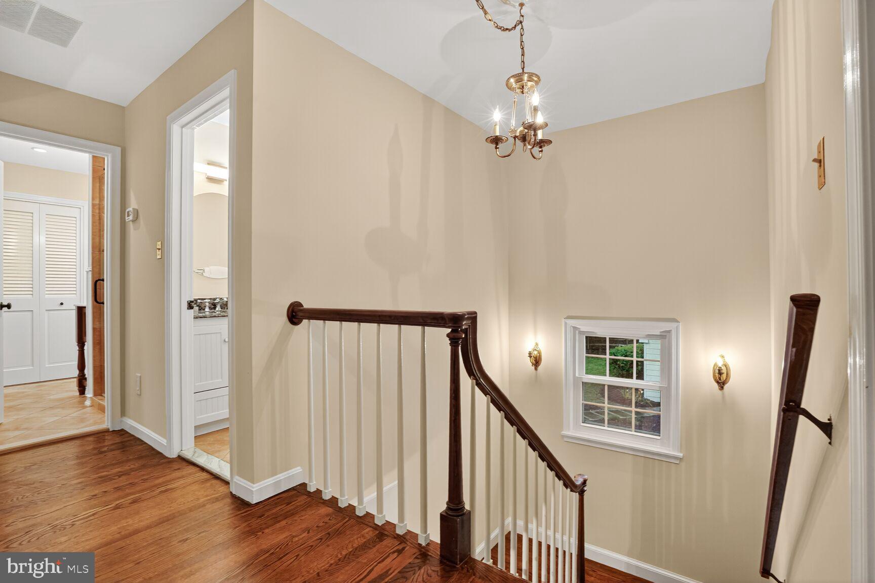 HICKORY CREEK - Residential