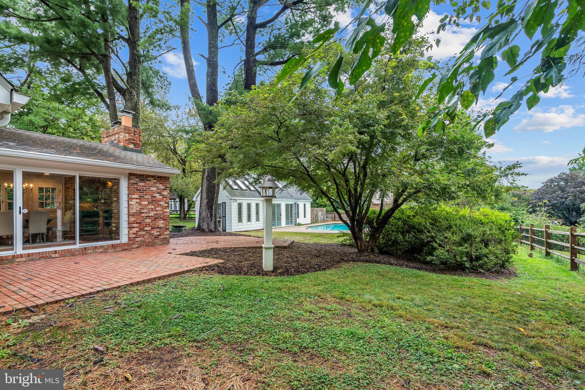 HICKORY CREEK - Residential