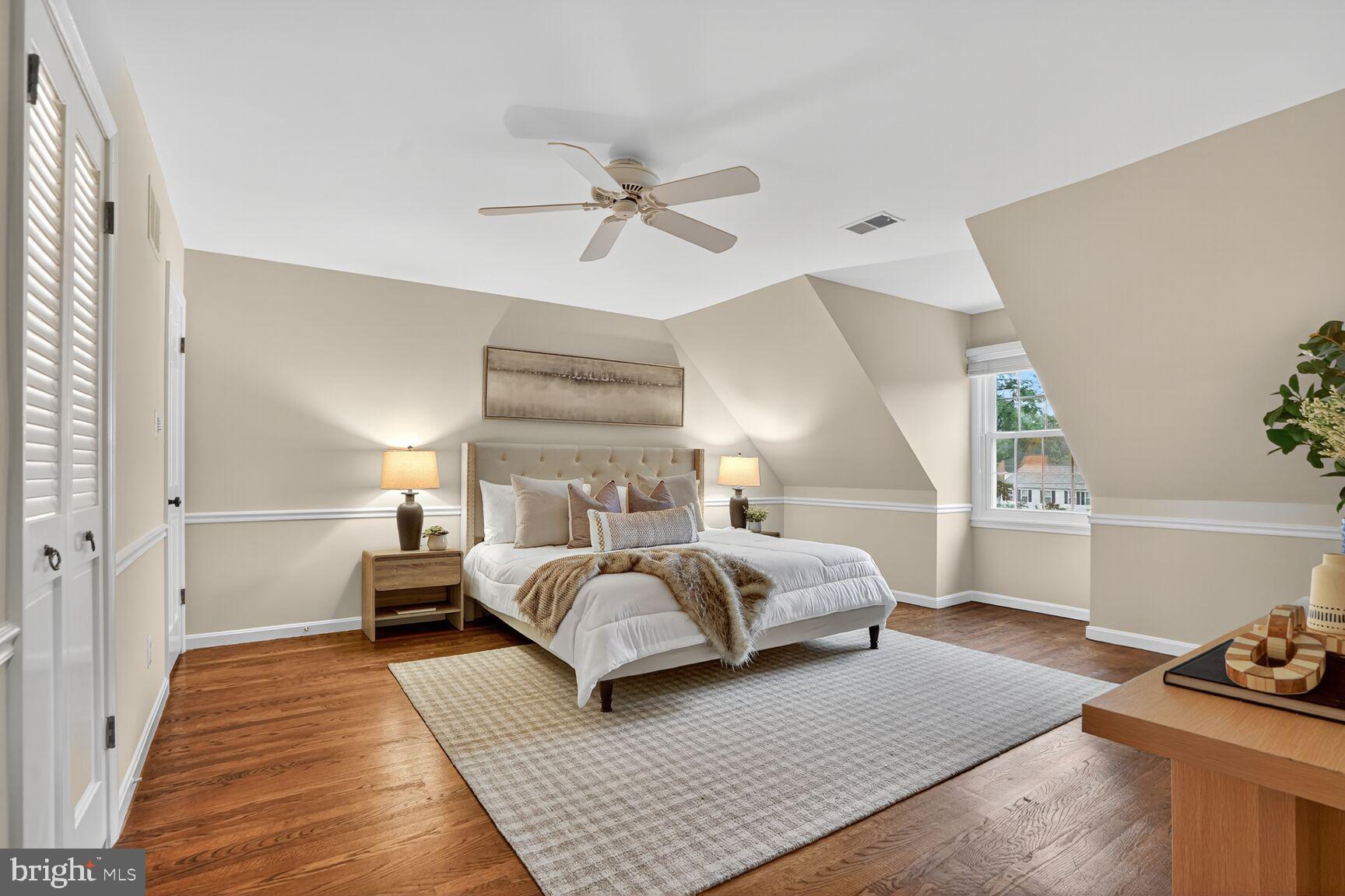 HICKORY CREEK - Residential