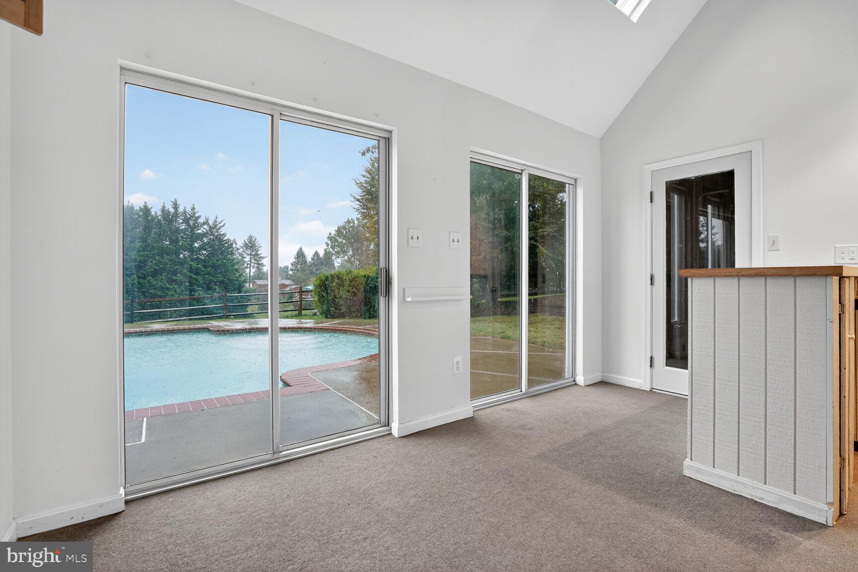 HICKORY CREEK - Residential