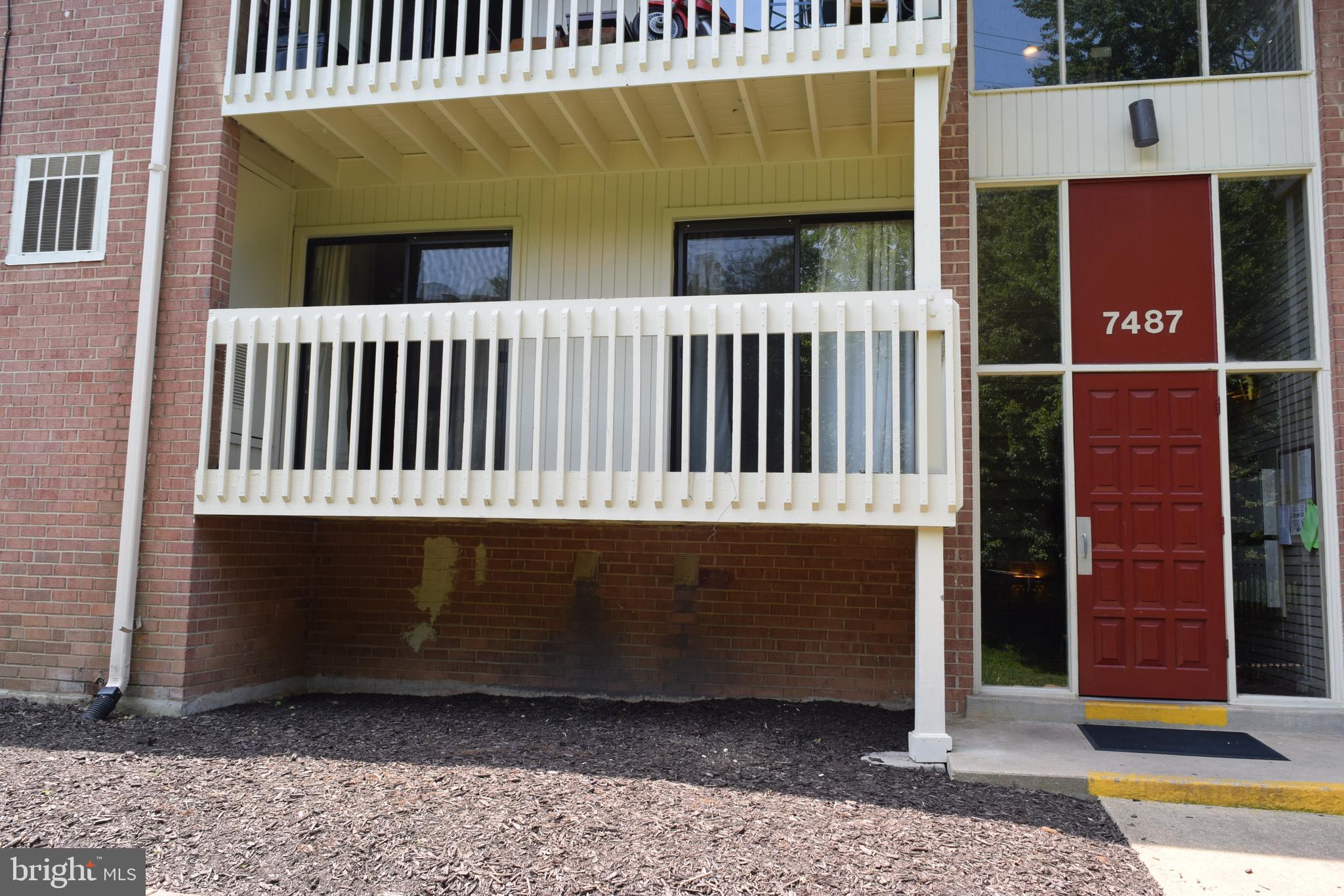 LITTLE RIVER SQUARE - Residential Lease