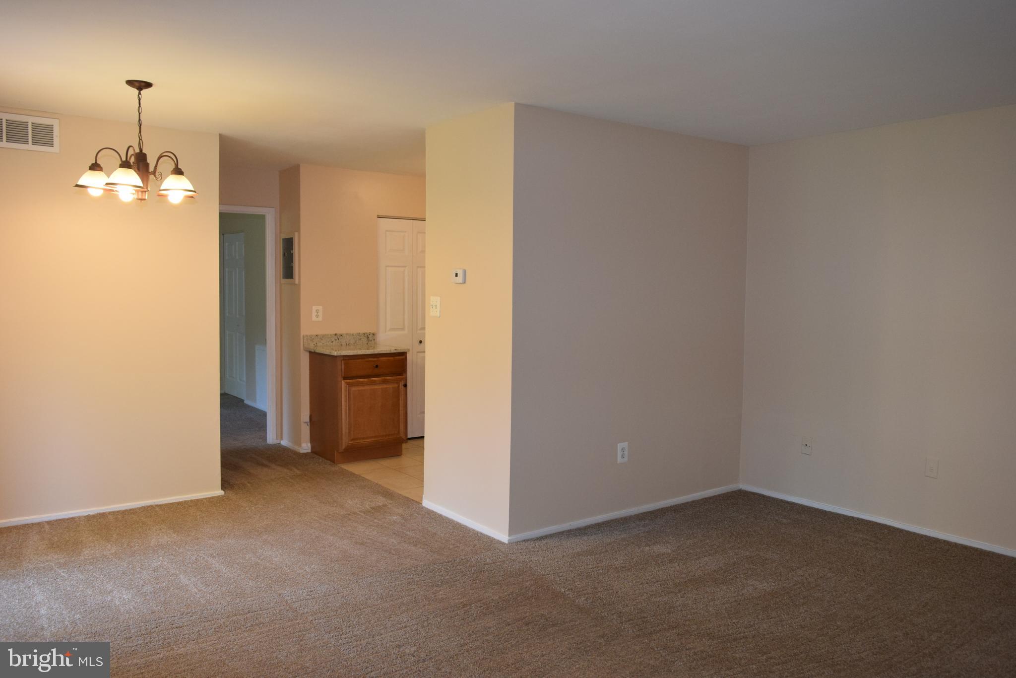 LITTLE RIVER SQUARE - Residential Lease