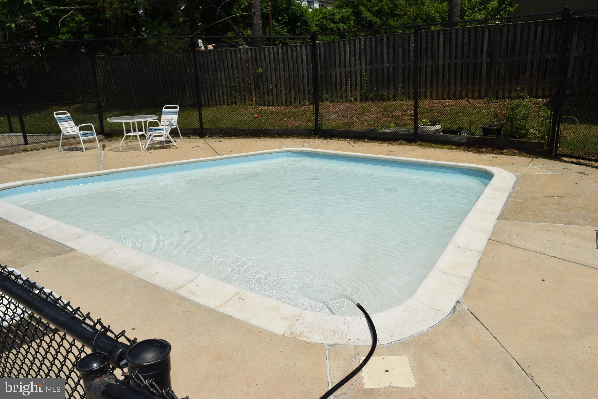 LITTLE RIVER SQUARE - Residential Lease