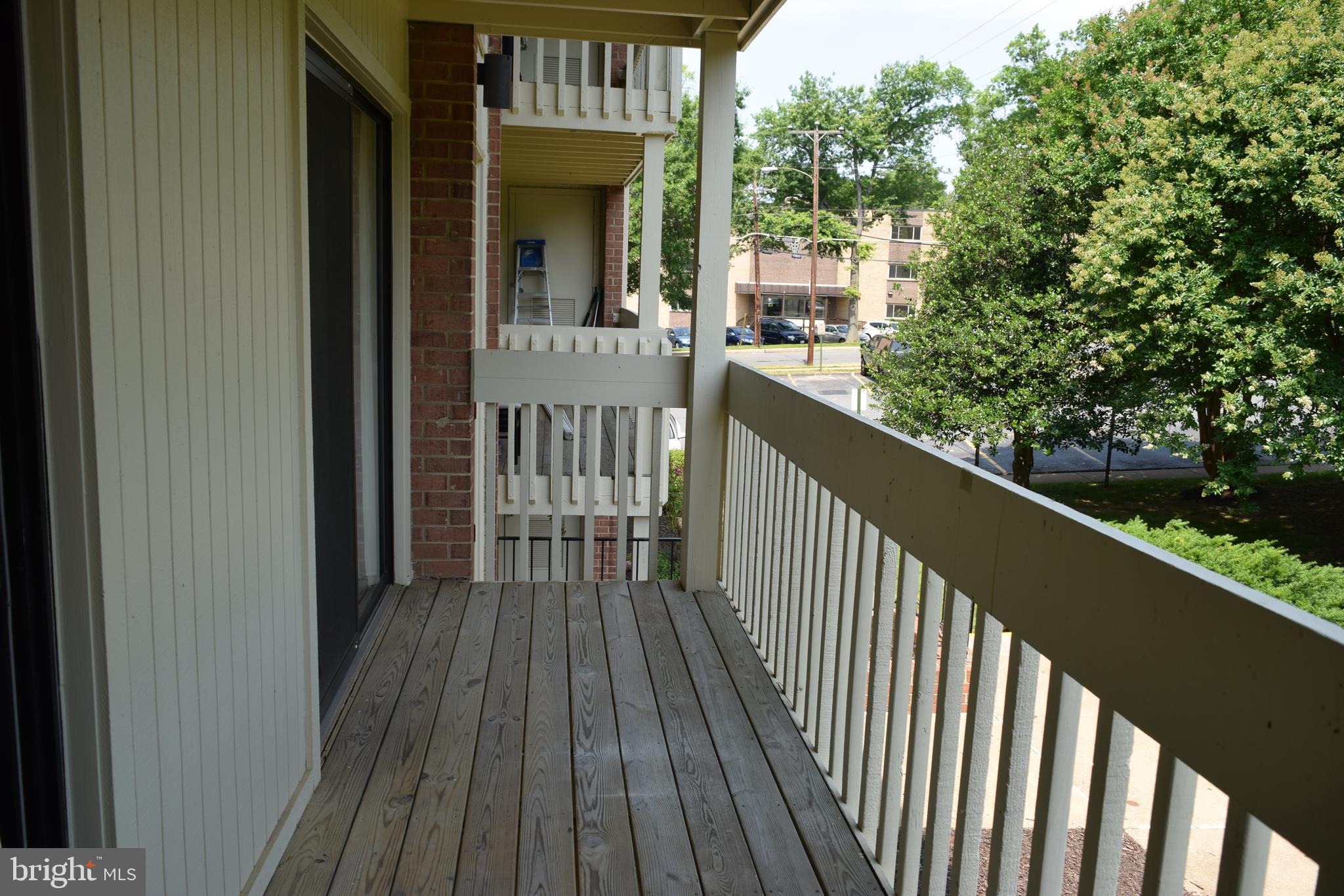 LITTLE RIVER SQUARE - Residential Lease