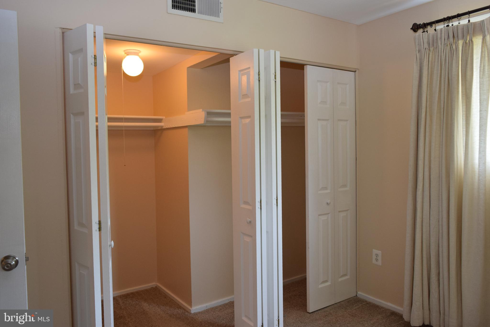 LITTLE RIVER SQUARE - Residential Lease