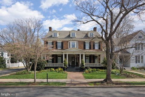 1111 PRINCE EDWARD STREET FREDERICKSBURG VA 22401