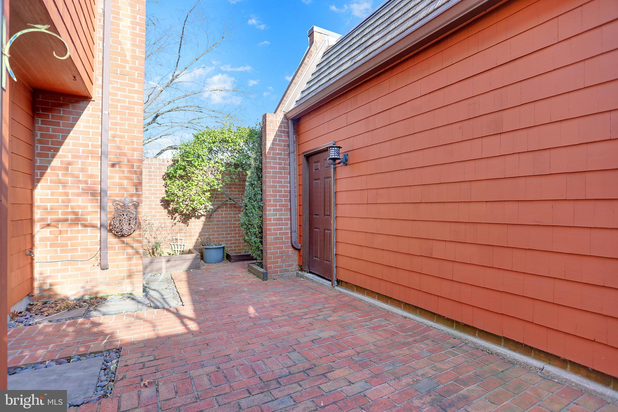 RUXTON CROSSING TOWNHSE - Residential Lease