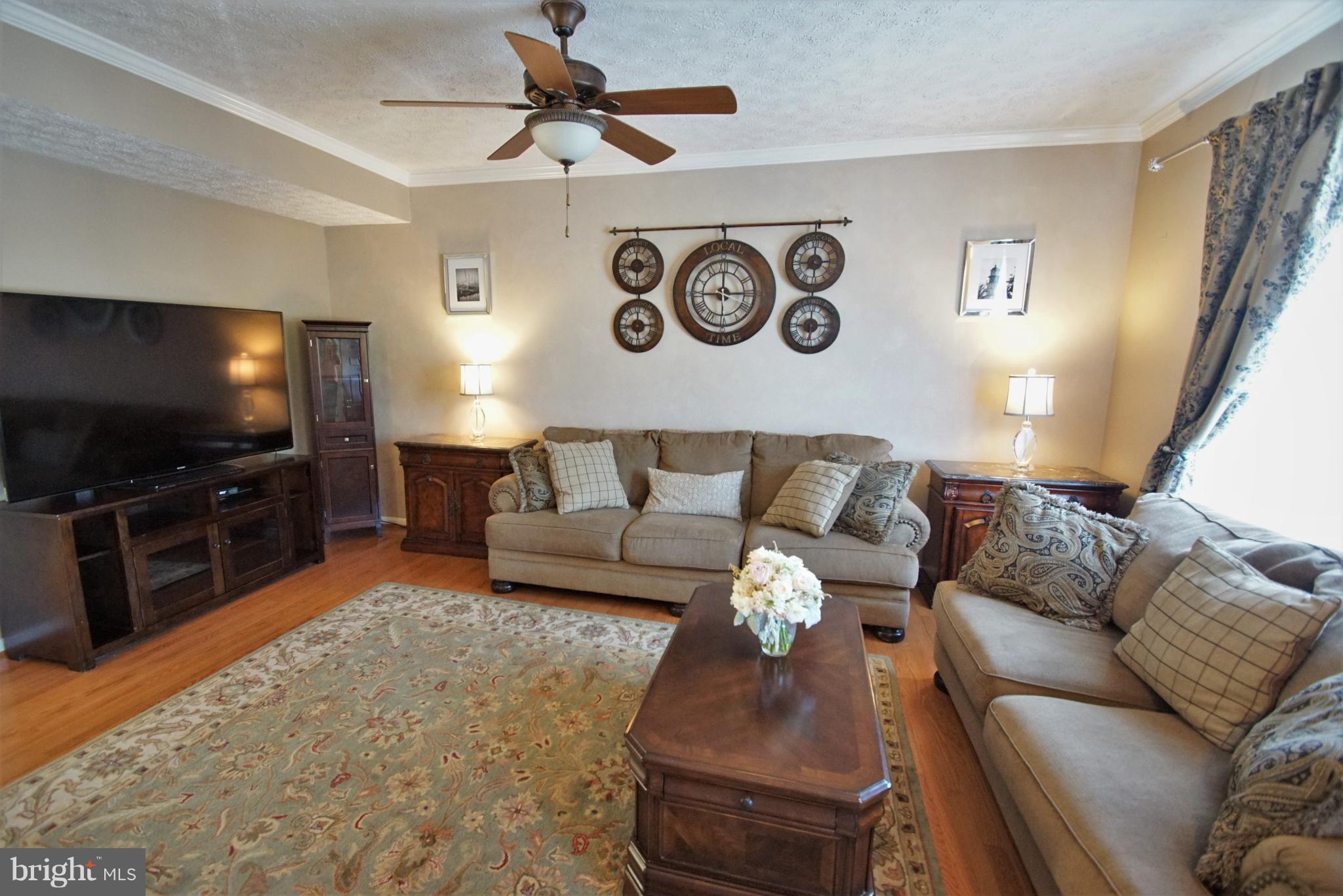 HICKORY OVERLOOK - Residential