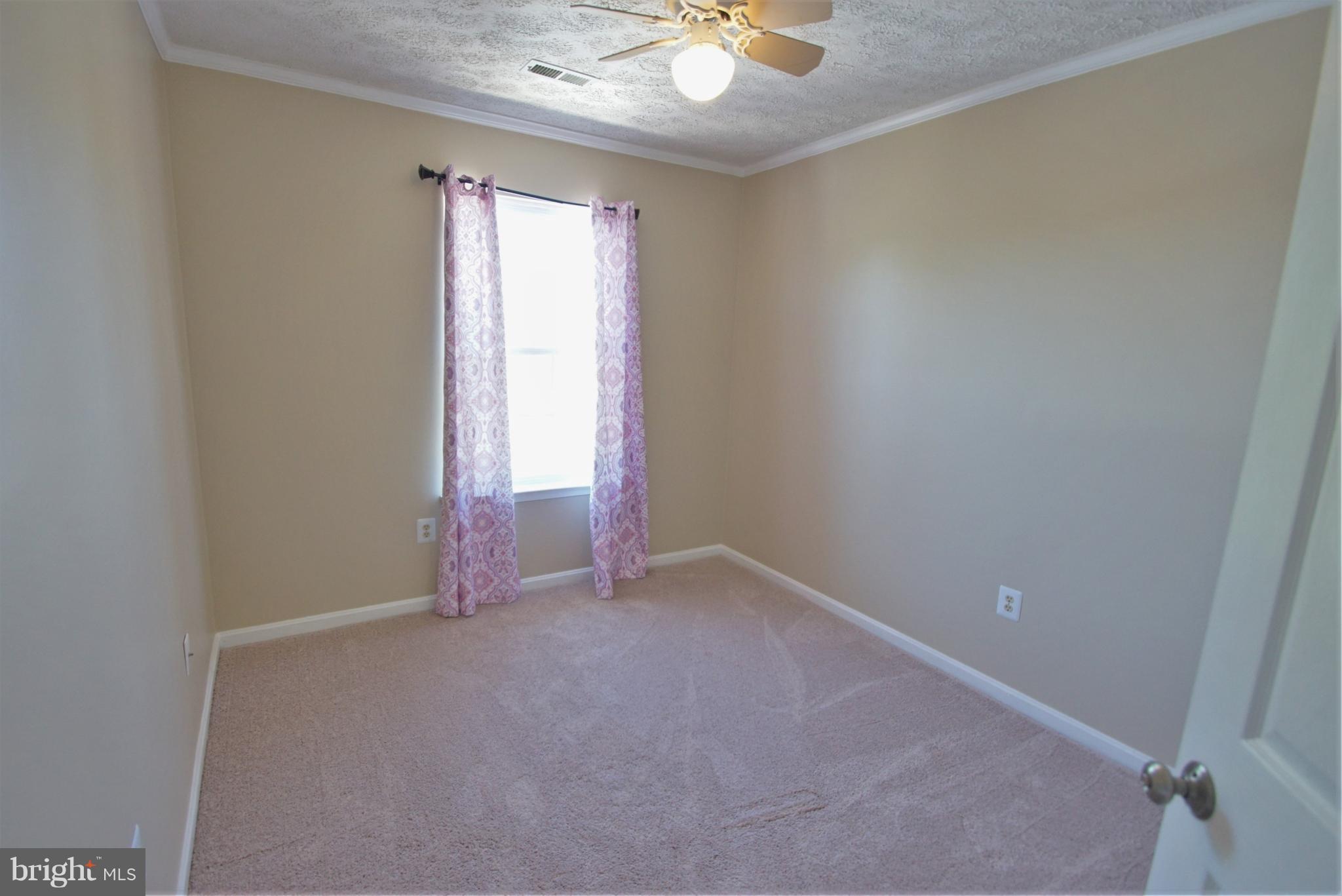 HICKORY OVERLOOK - Residential