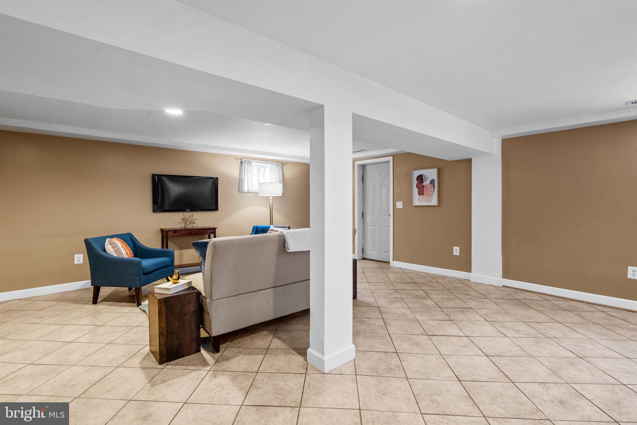 BERWYN HEIGHTS - Residential