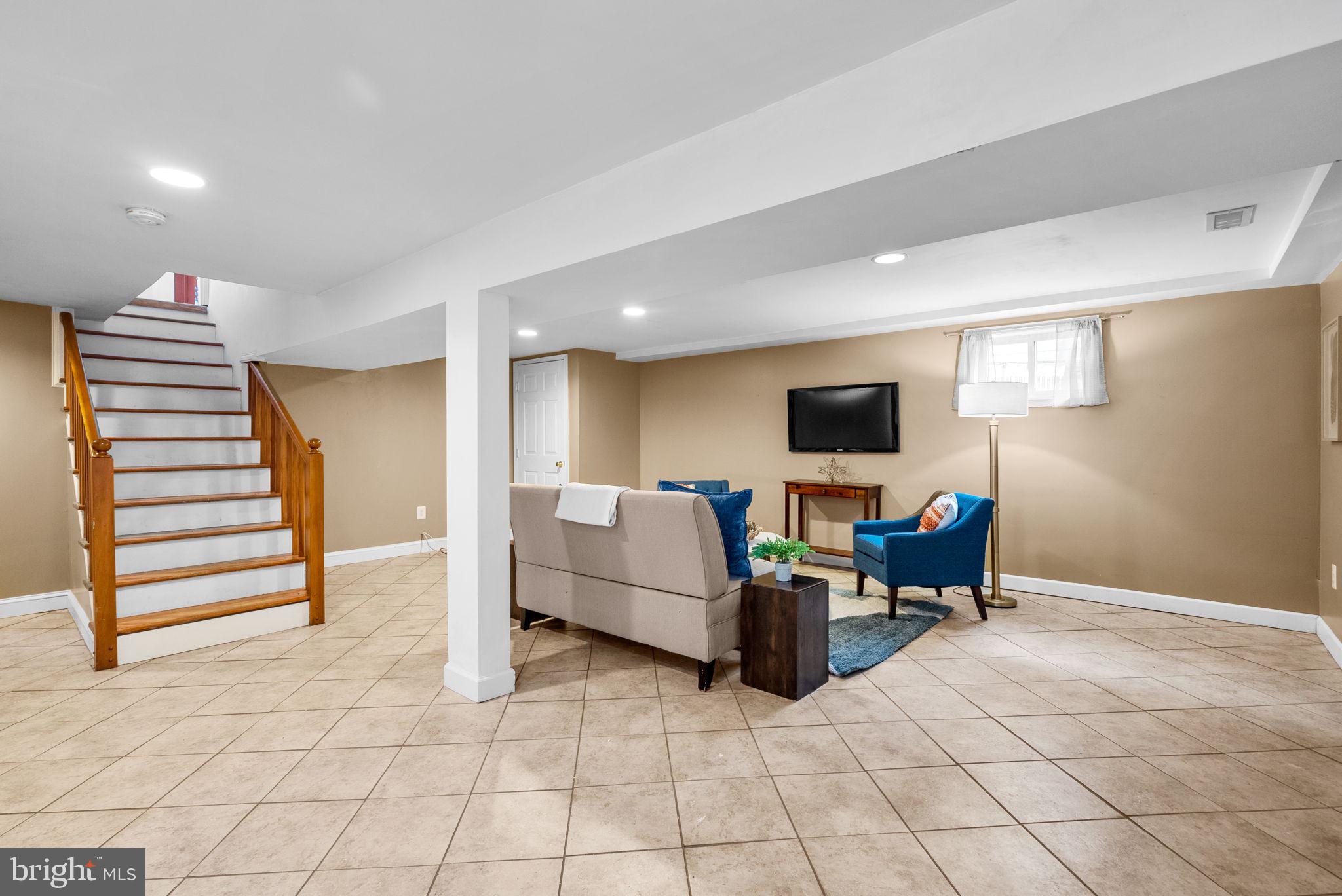 BERWYN HEIGHTS - Residential