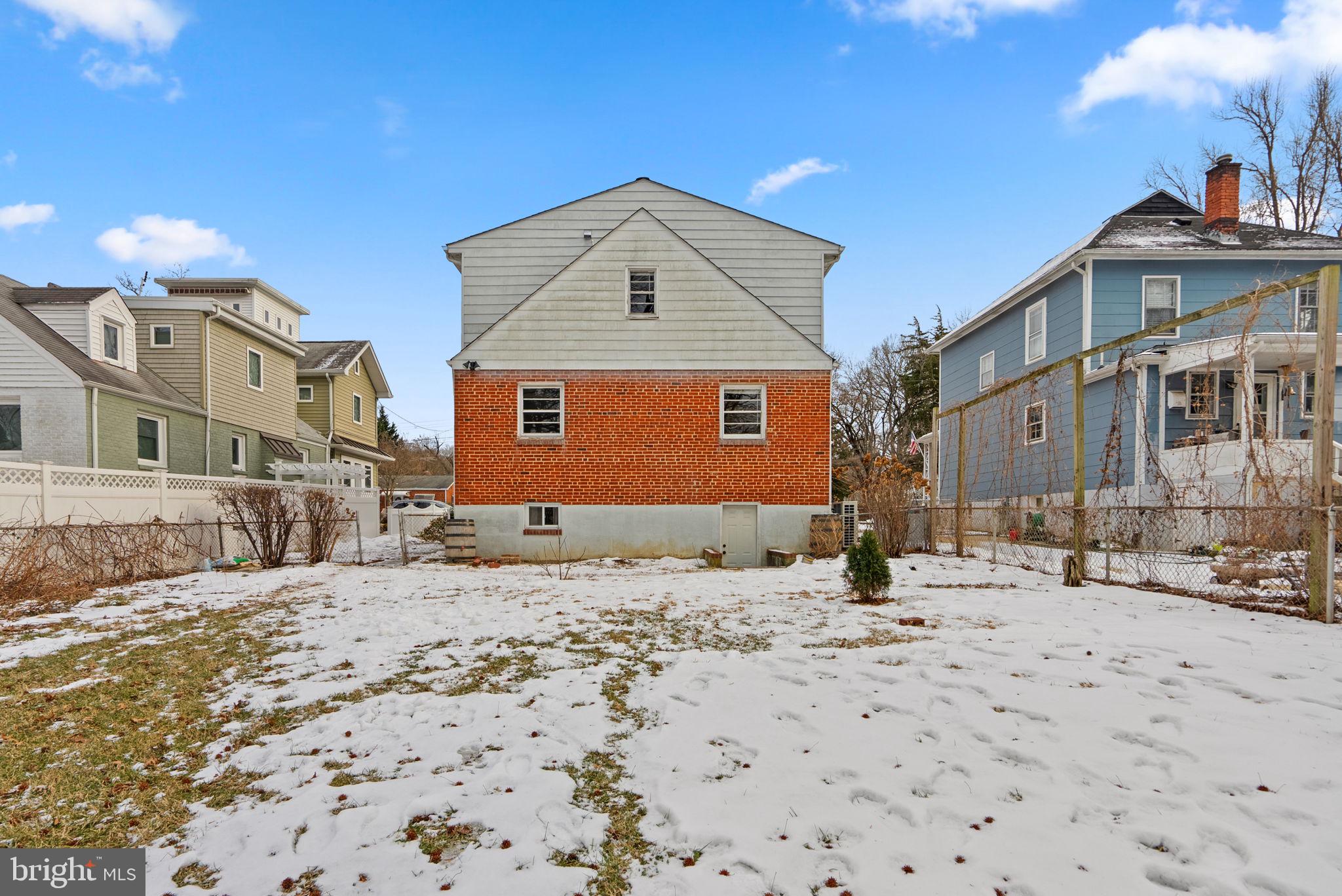 BERWYN HEIGHTS - Residential