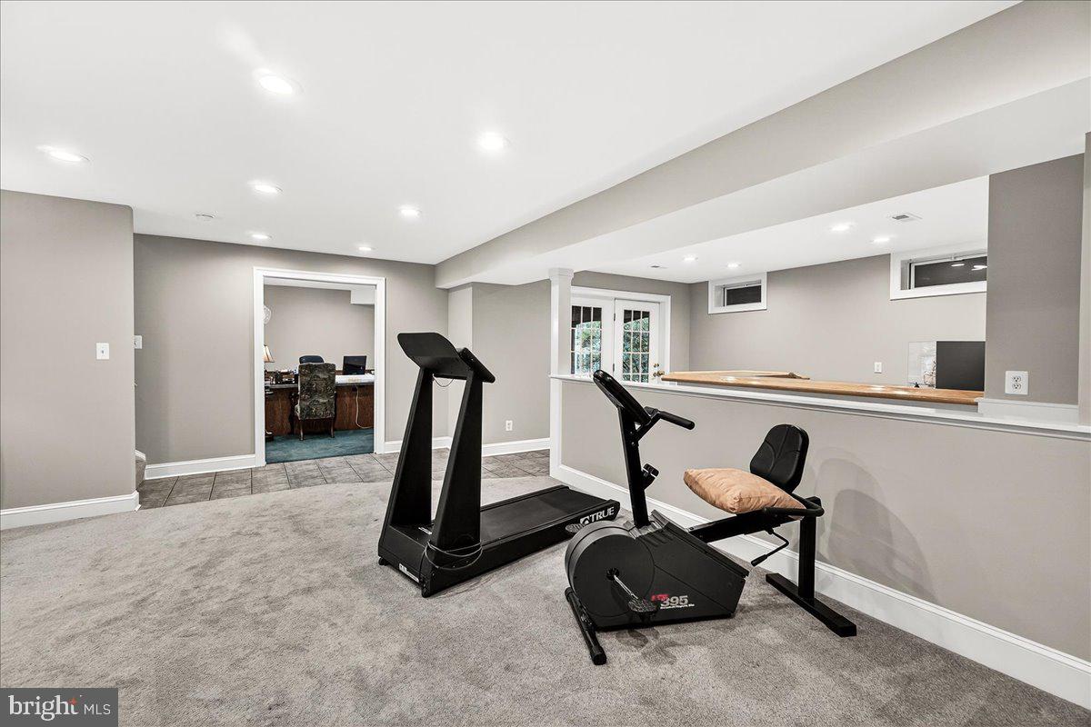 SPRING RIDGE - Residential