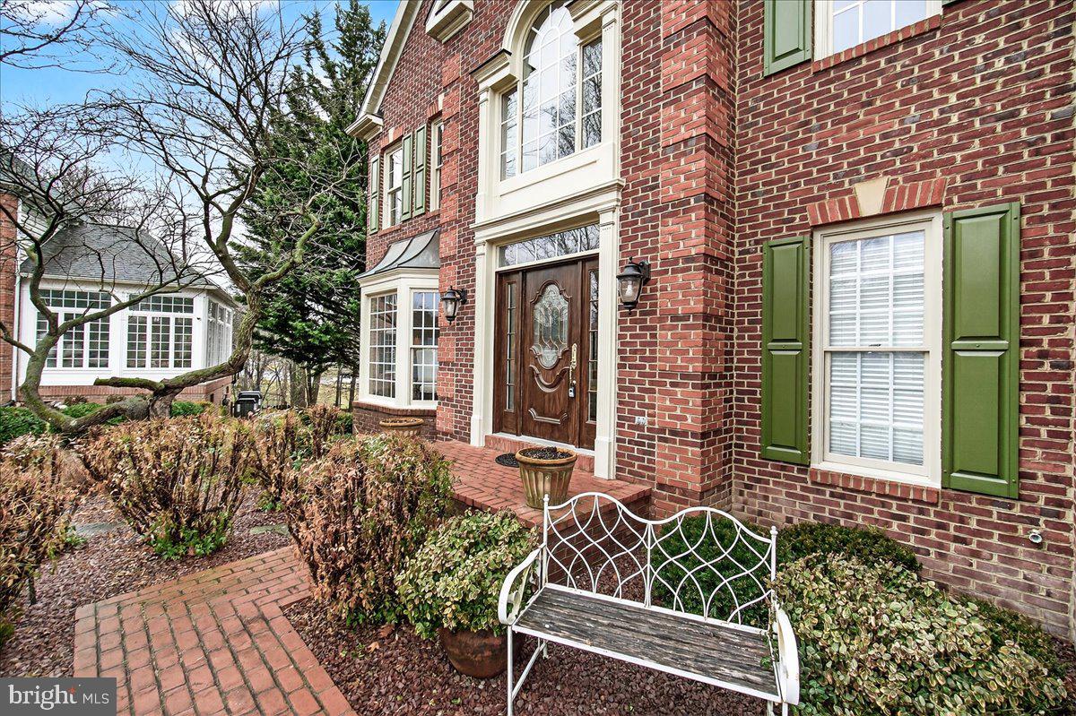 SPRING RIDGE - Residential