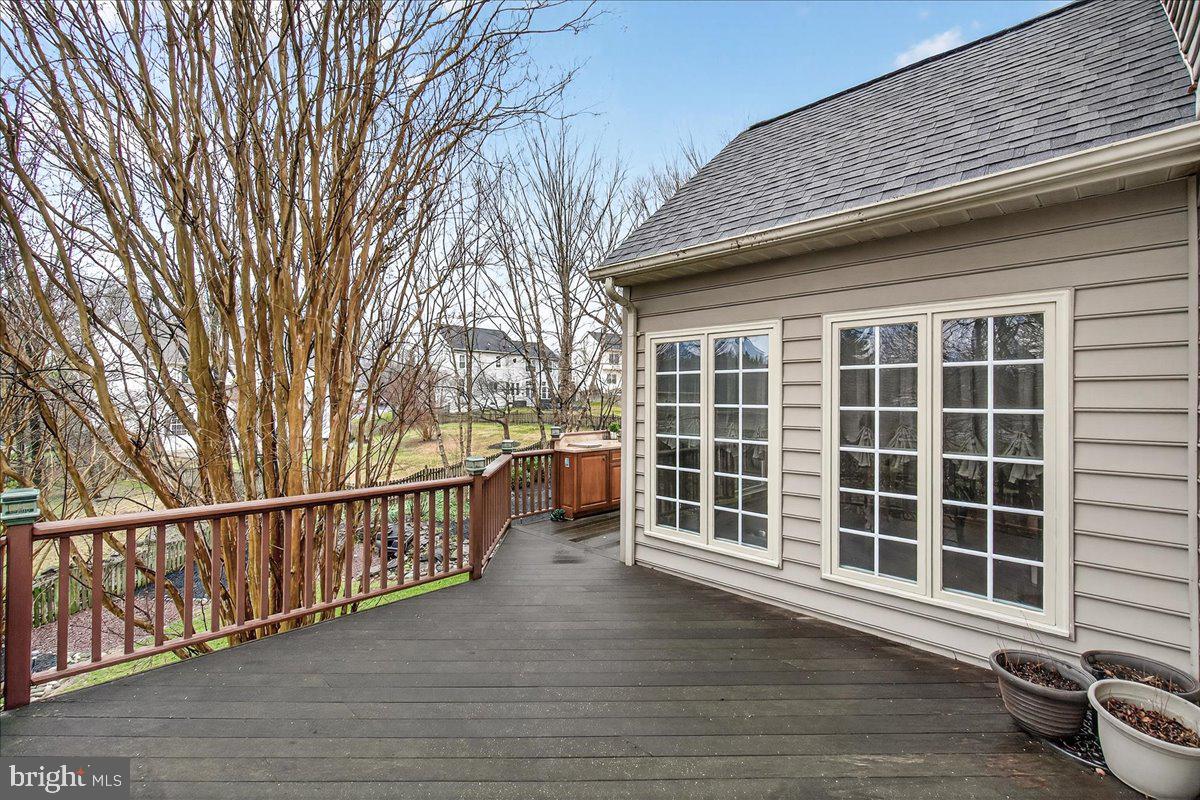 SPRING RIDGE - Residential