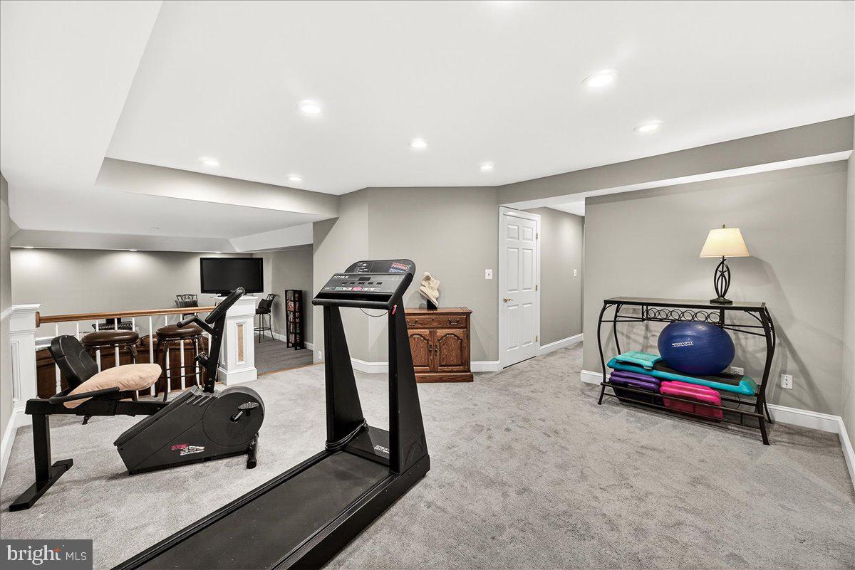 SPRING RIDGE - Residential