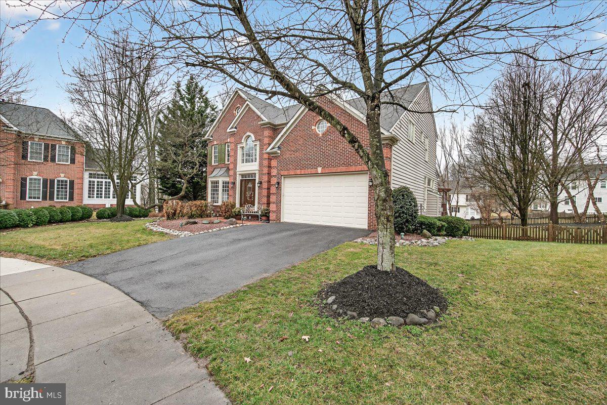 SPRING RIDGE - Residential