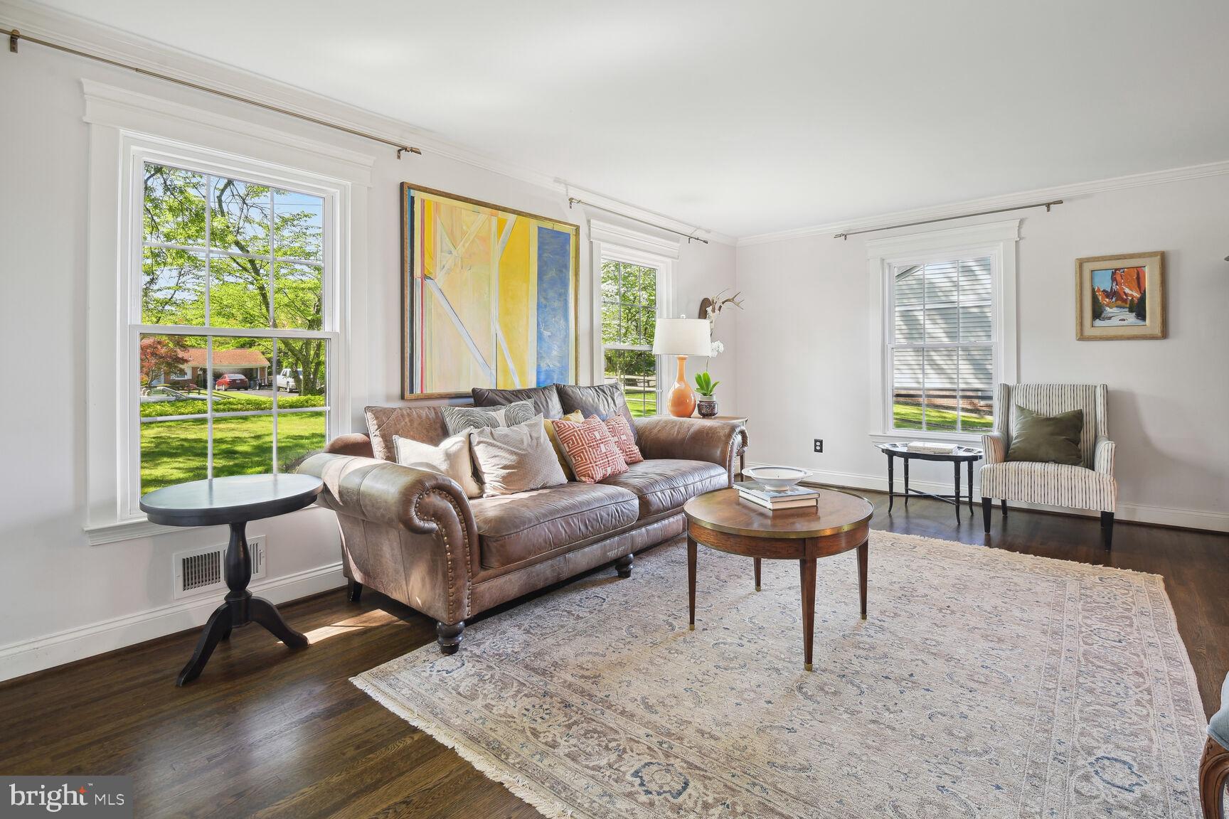 ANCIENT OAK - Residential