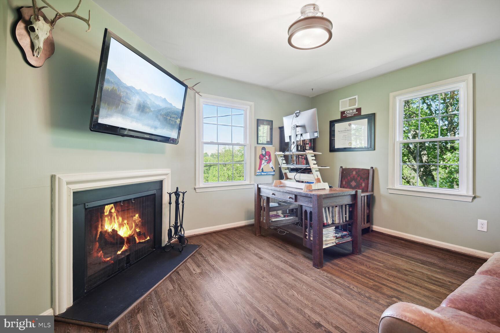 ANCIENT OAK - Residential