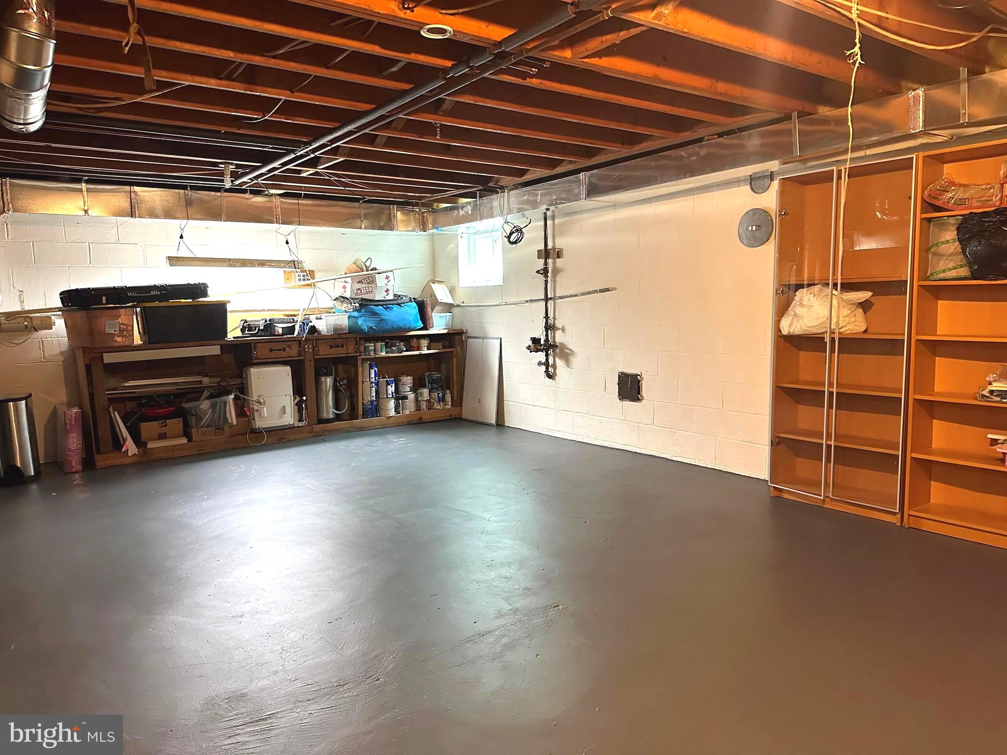 ANCIENT OAK - Residential