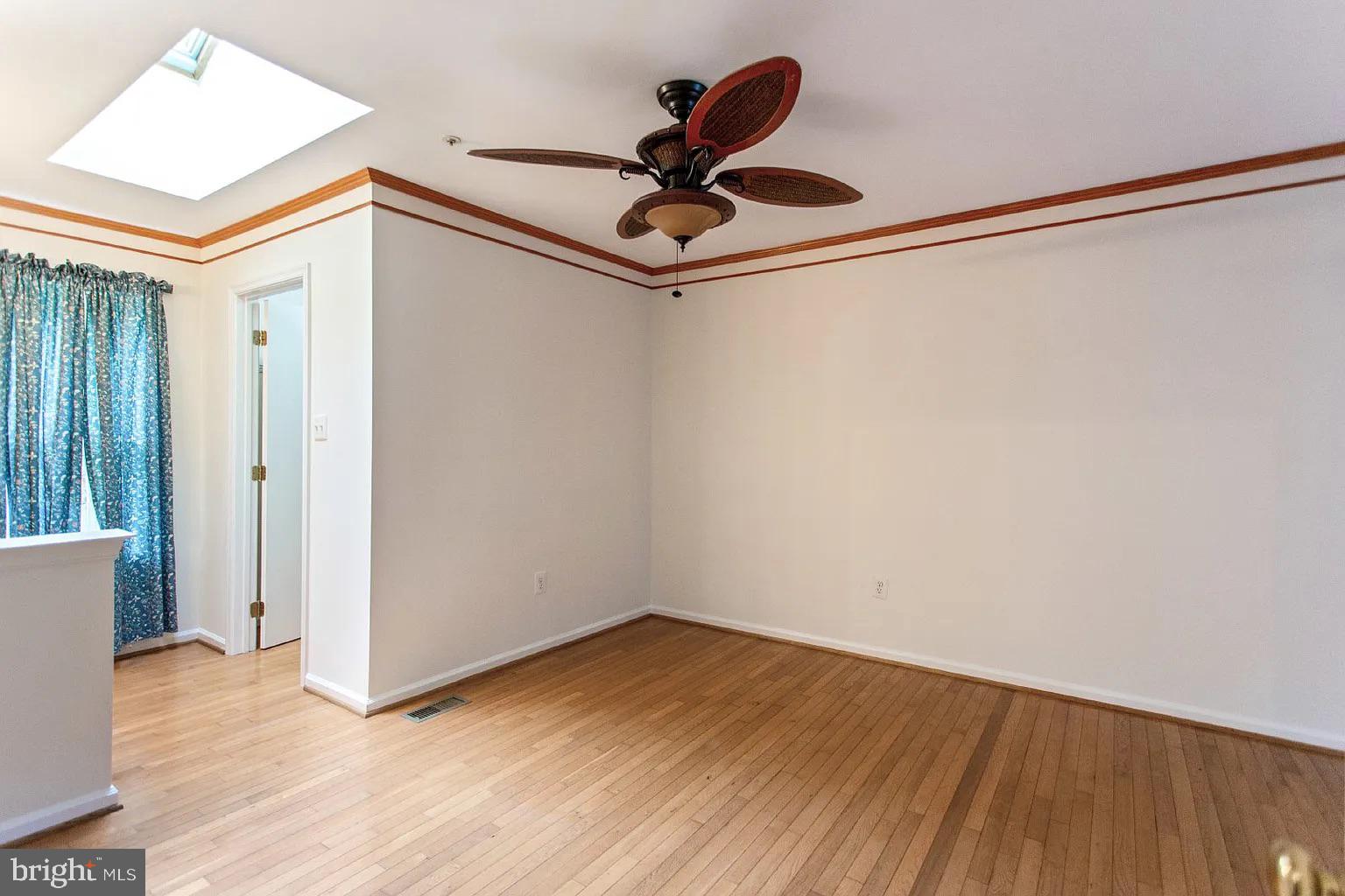 CAMP SPRINGS - Residential Lease