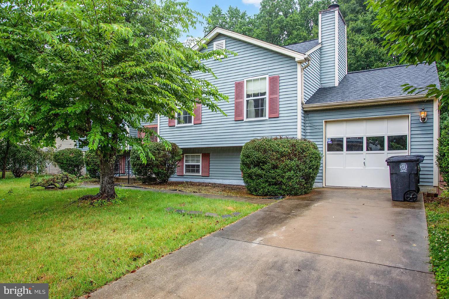 CAMP SPRINGS - Residential Lease