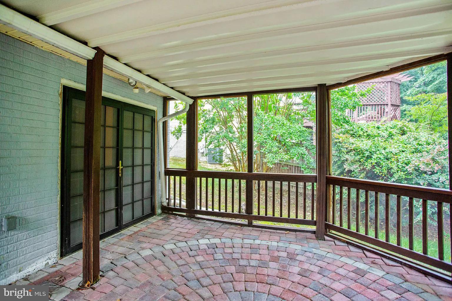 CAMP SPRINGS - Residential Lease