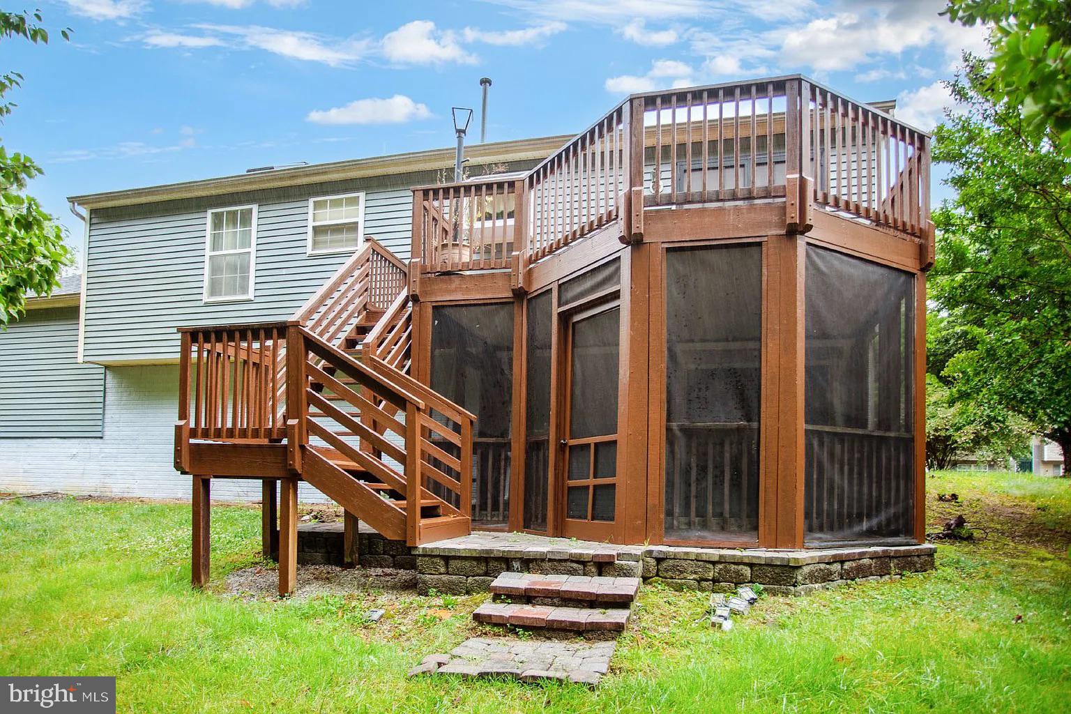 CAMP SPRINGS - Residential Lease