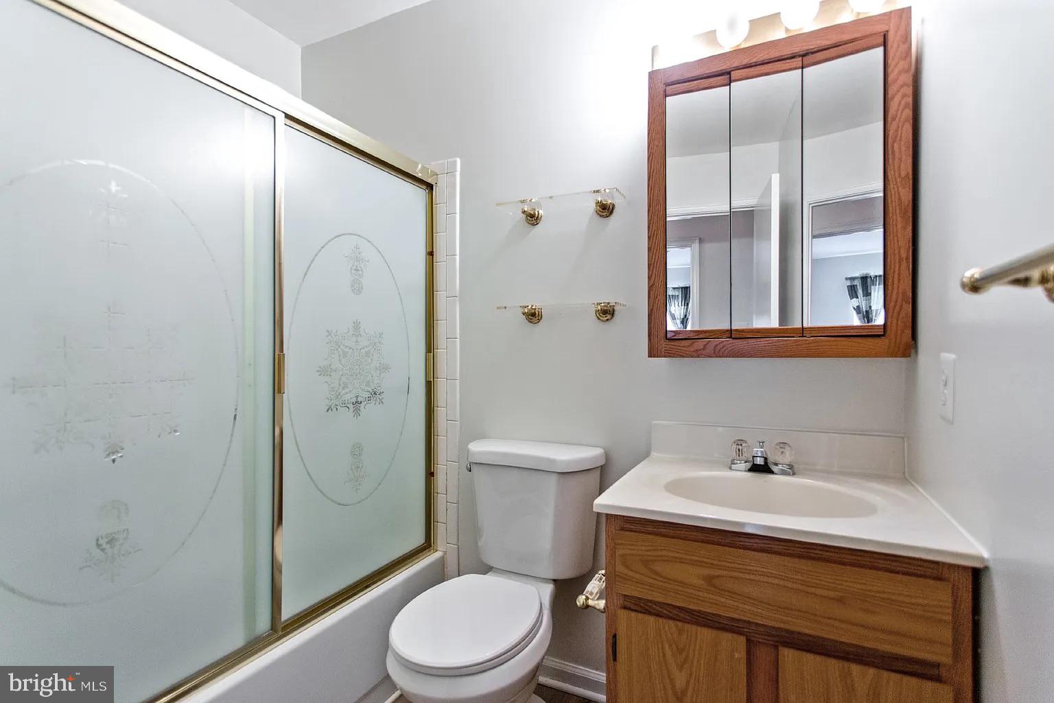 CAMP SPRINGS - Residential Lease