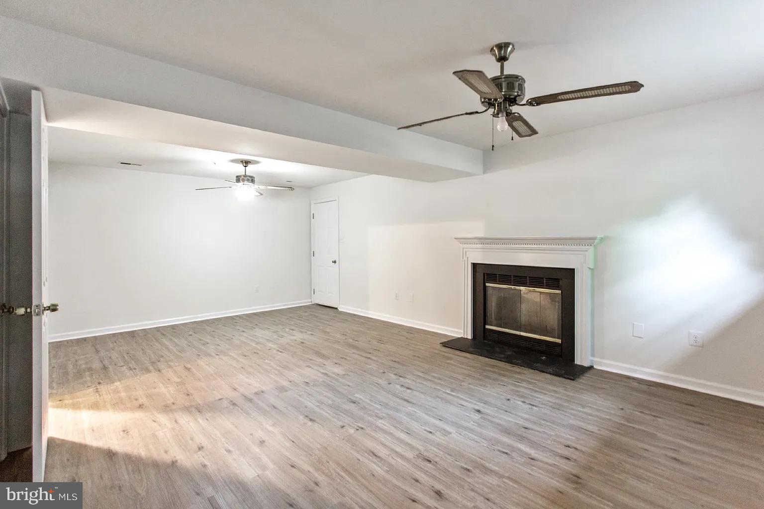 CAMP SPRINGS - Residential Lease